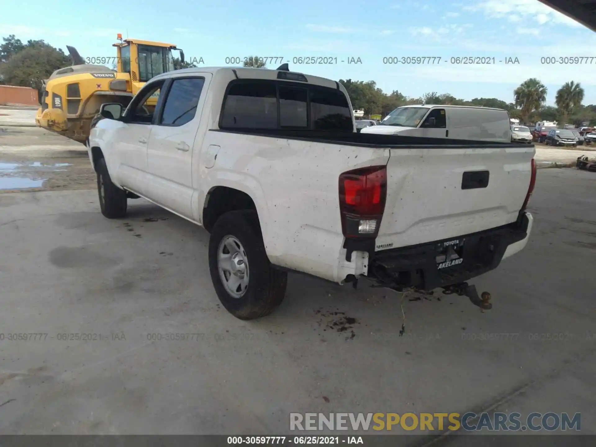 3 Photograph of a damaged car 5TFAX5GN7KX147411 TOYOTA TACOMA 2WD 2019