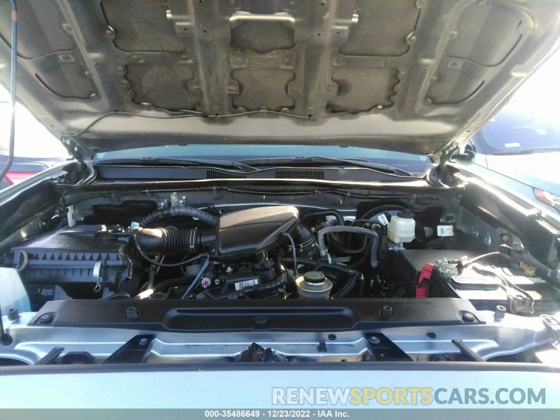 10 Photograph of a damaged car 5TFAX5GN9KX157423 TOYOTA TACOMA 2WD 2019