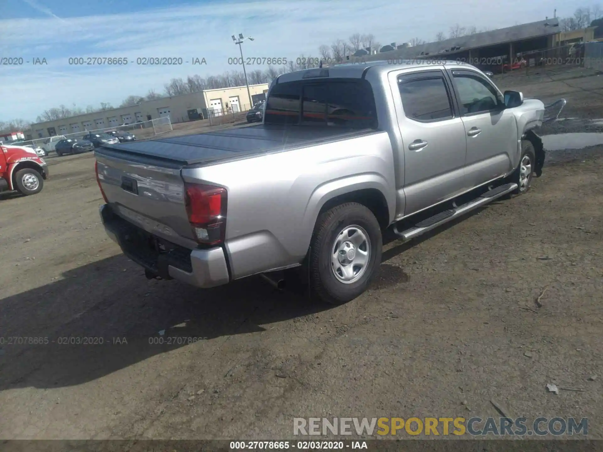 4 Photograph of a damaged car 5TFAX5GNXKX160749 TOYOTA TACOMA 2WD 2019