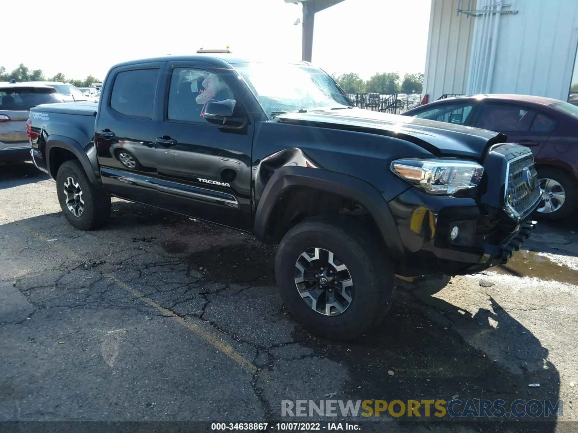 1 Photograph of a damaged car 5TFAZ5CN0KX080988 TOYOTA TACOMA 2WD 2019