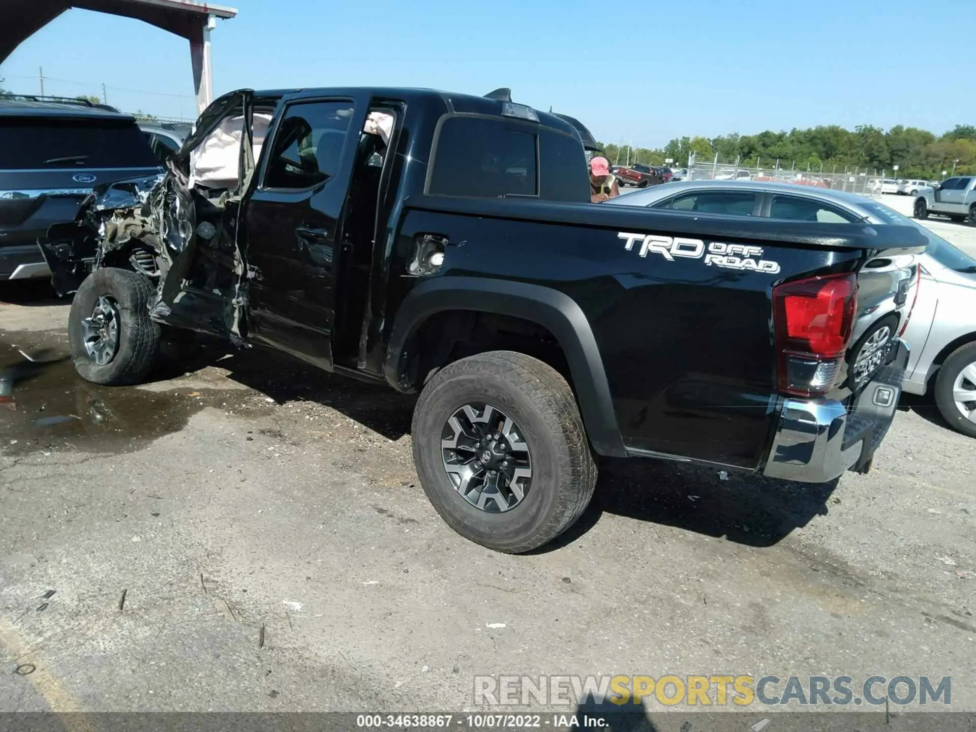 3 Photograph of a damaged car 5TFAZ5CN0KX080988 TOYOTA TACOMA 2WD 2019