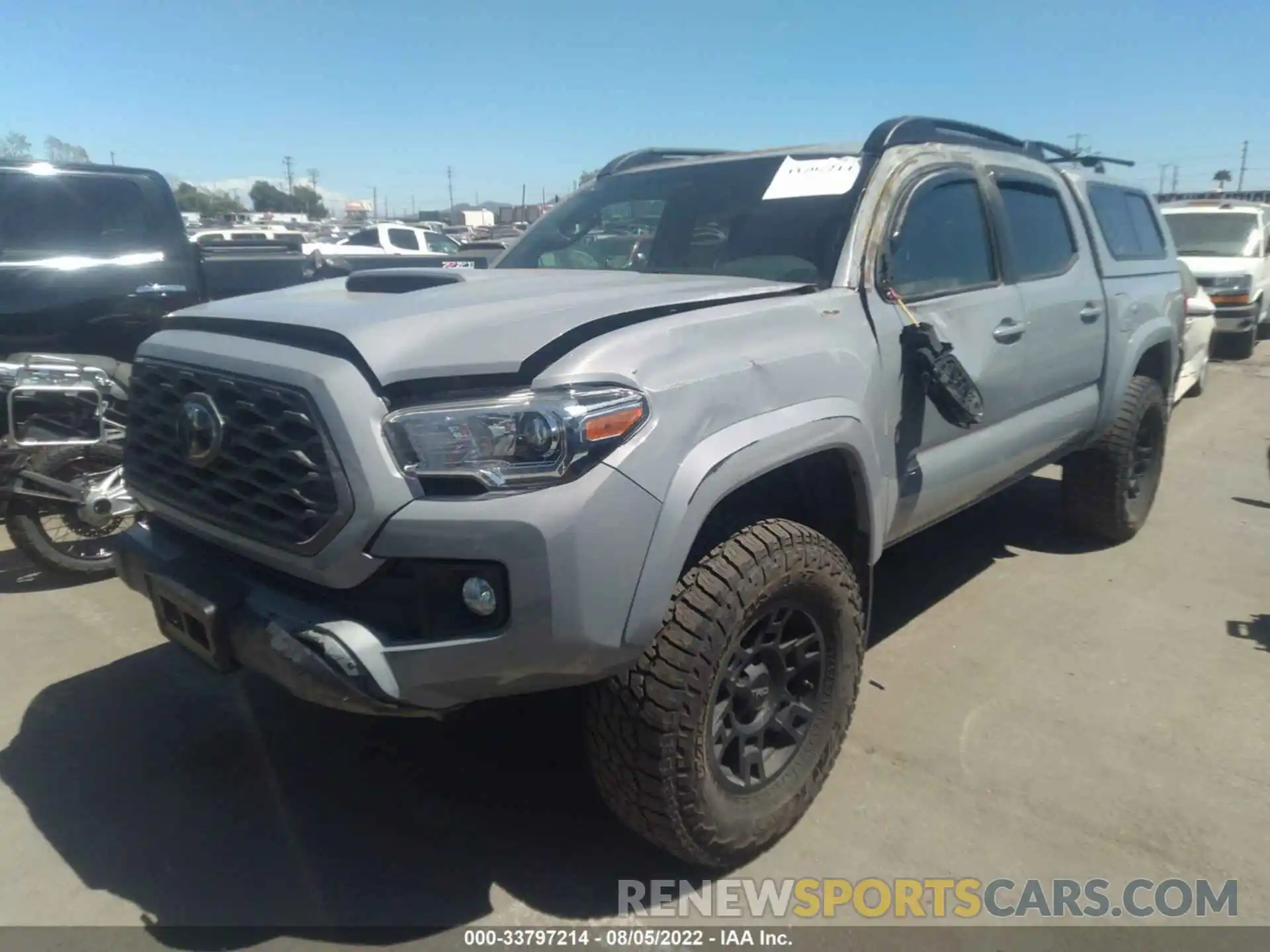 2 Photograph of a damaged car 5TFAZ5CN1KX076139 TOYOTA TACOMA 2WD 2019