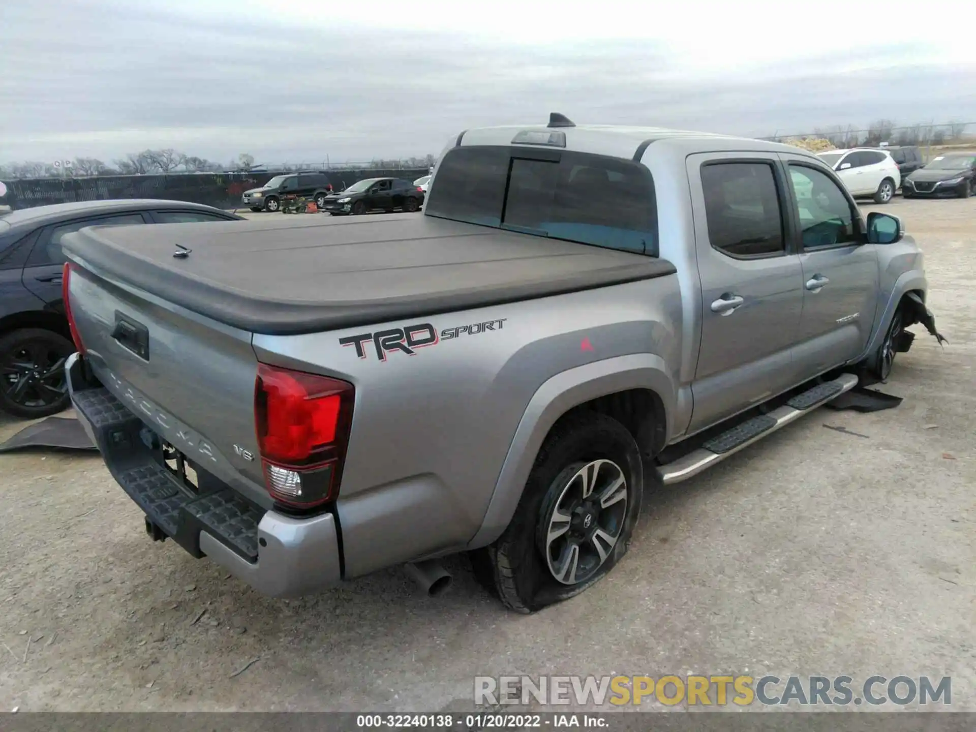 4 Photograph of a damaged car 5TFAZ5CN1KX076173 TOYOTA TACOMA 2WD 2019