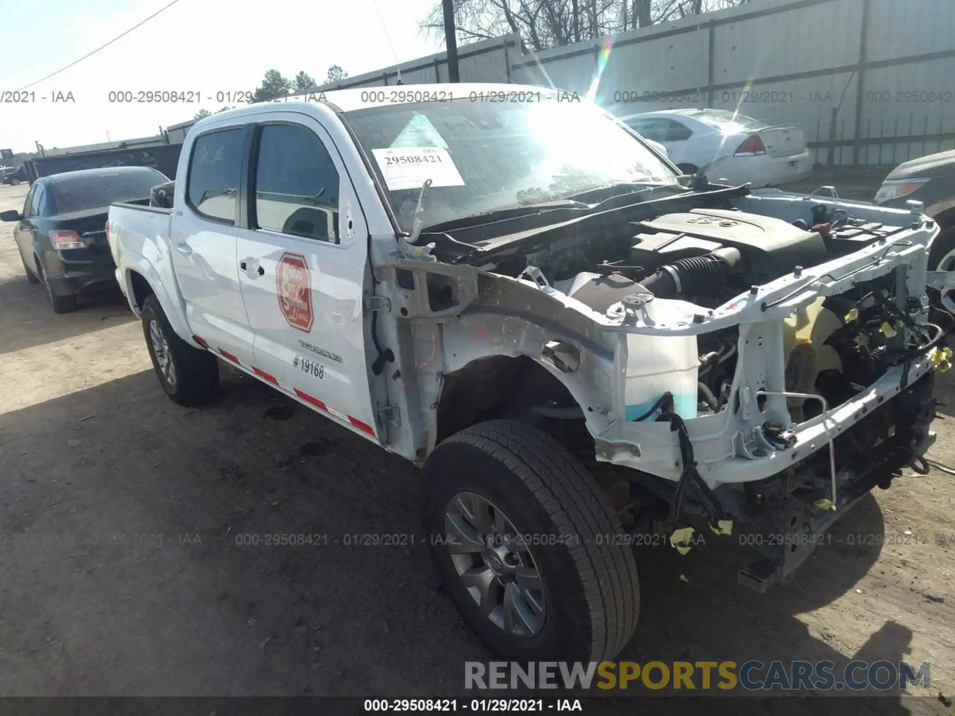 1 Photograph of a damaged car 5TFAZ5CN6KX082325 TOYOTA TACOMA 2WD 2019