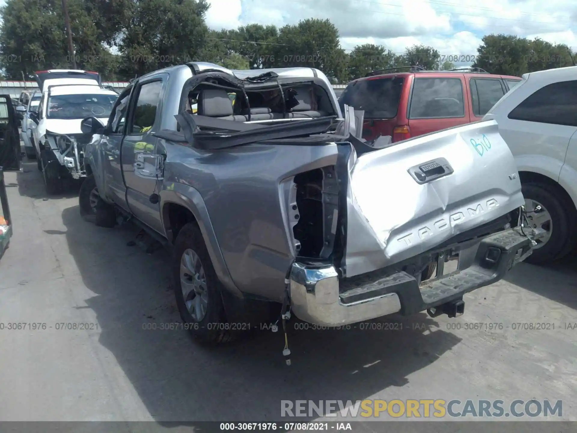 3 Photograph of a damaged car 5TFAZ5CN7KX086741 TOYOTA TACOMA 2WD 2019