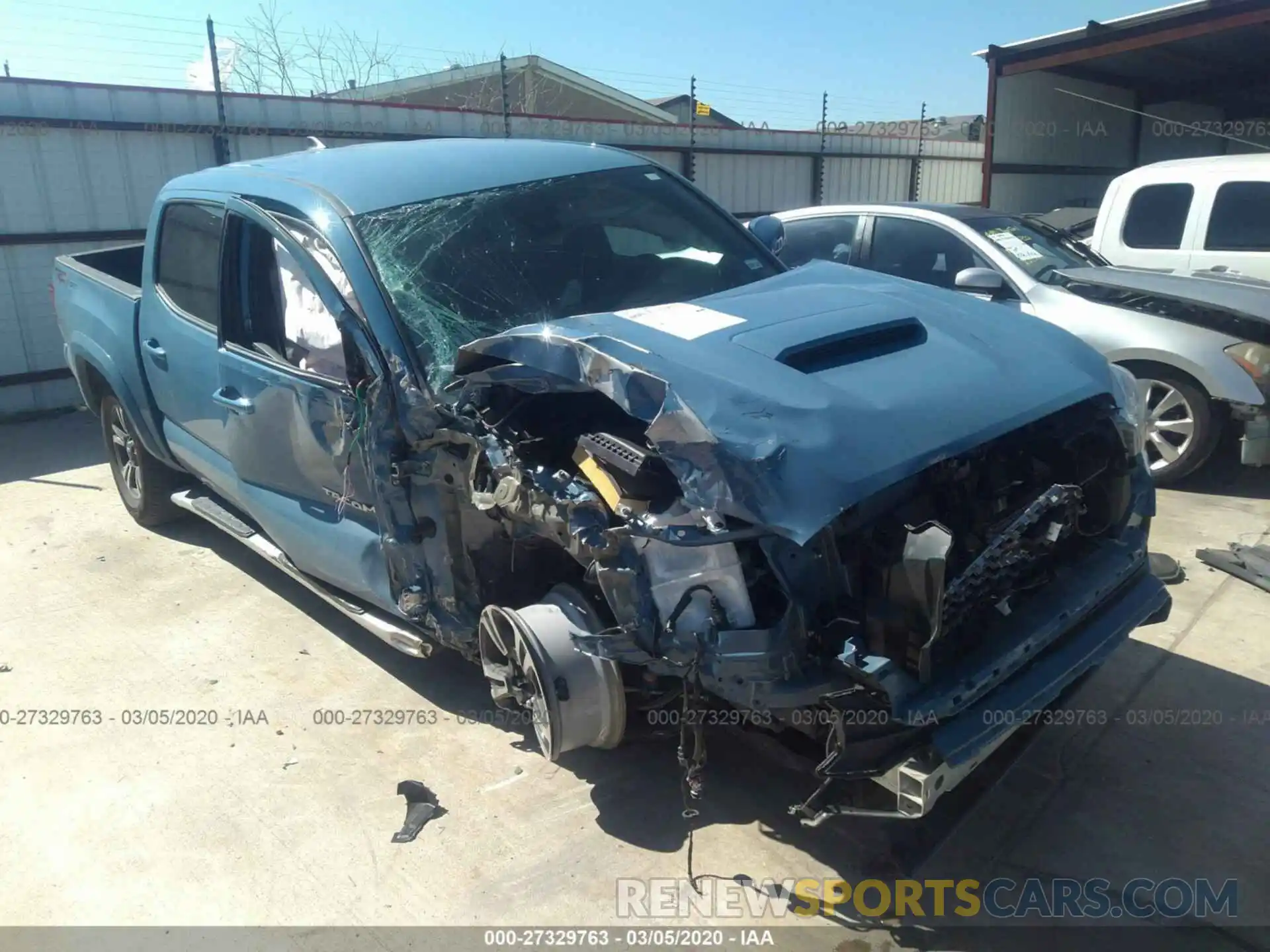 1 Photograph of a damaged car 5TFAZ5CN8KX085243 TOYOTA TACOMA 2WD 2019