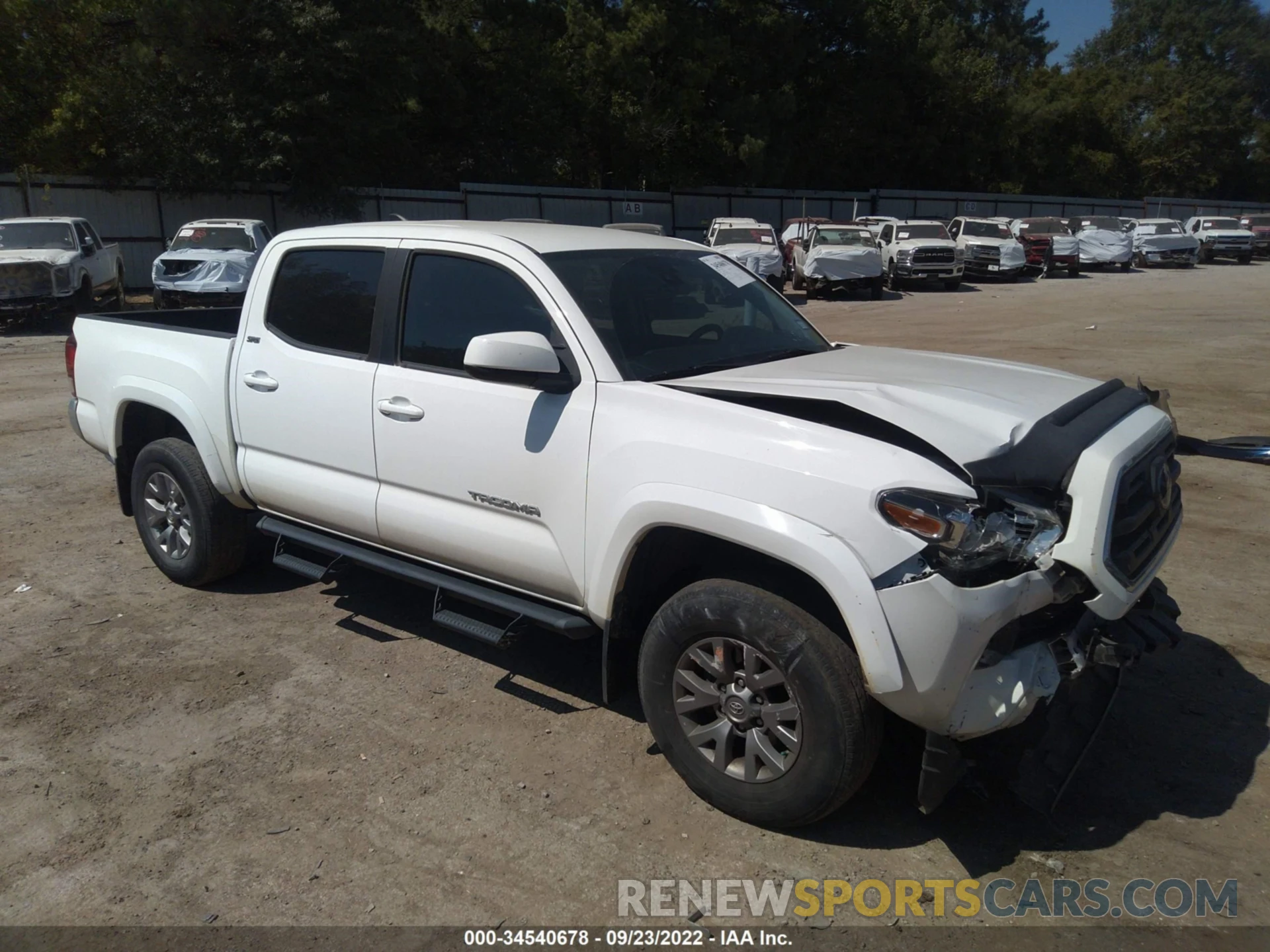 1 Photograph of a damaged car 5TFAZ5CNXKX074664 TOYOTA TACOMA 2WD 2019