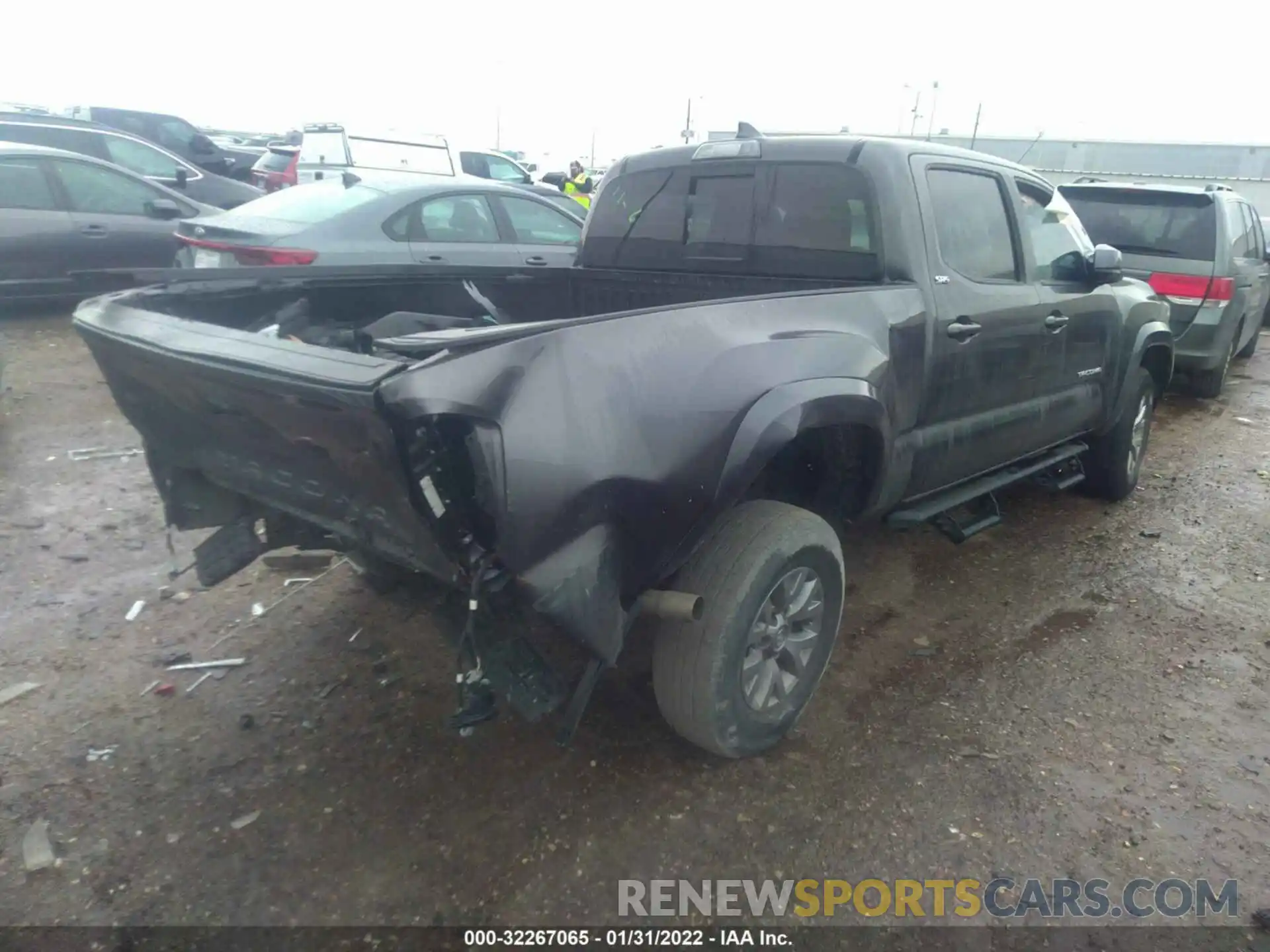 4 Photograph of a damaged car 5TFBZ5DN6KX004565 TOYOTA TACOMA 2WD 2019