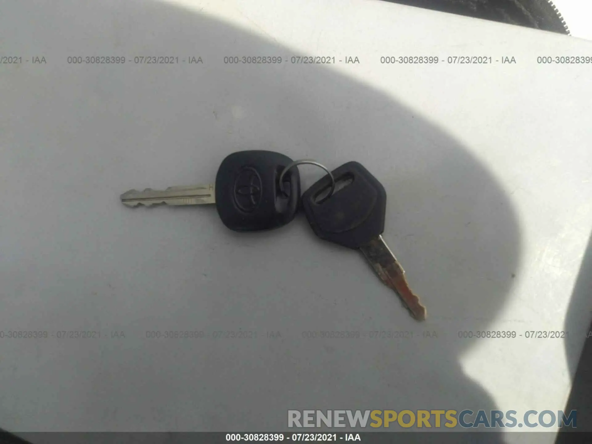 11 Photograph of a damaged car 5TFRX5GN5KX145613 TOYOTA TACOMA 2WD 2019