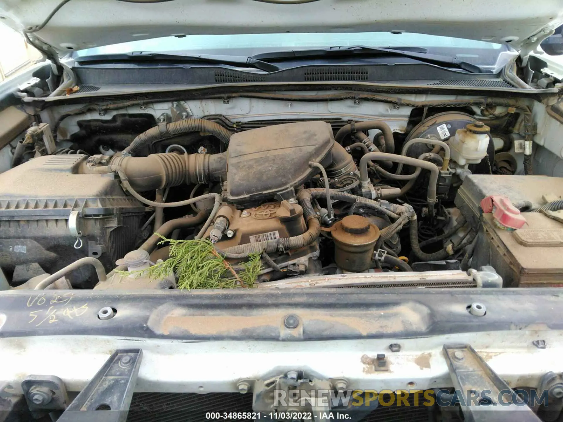 10 Photograph of a damaged car 5TFRX5GN5KX163576 TOYOTA TACOMA 2WD 2019