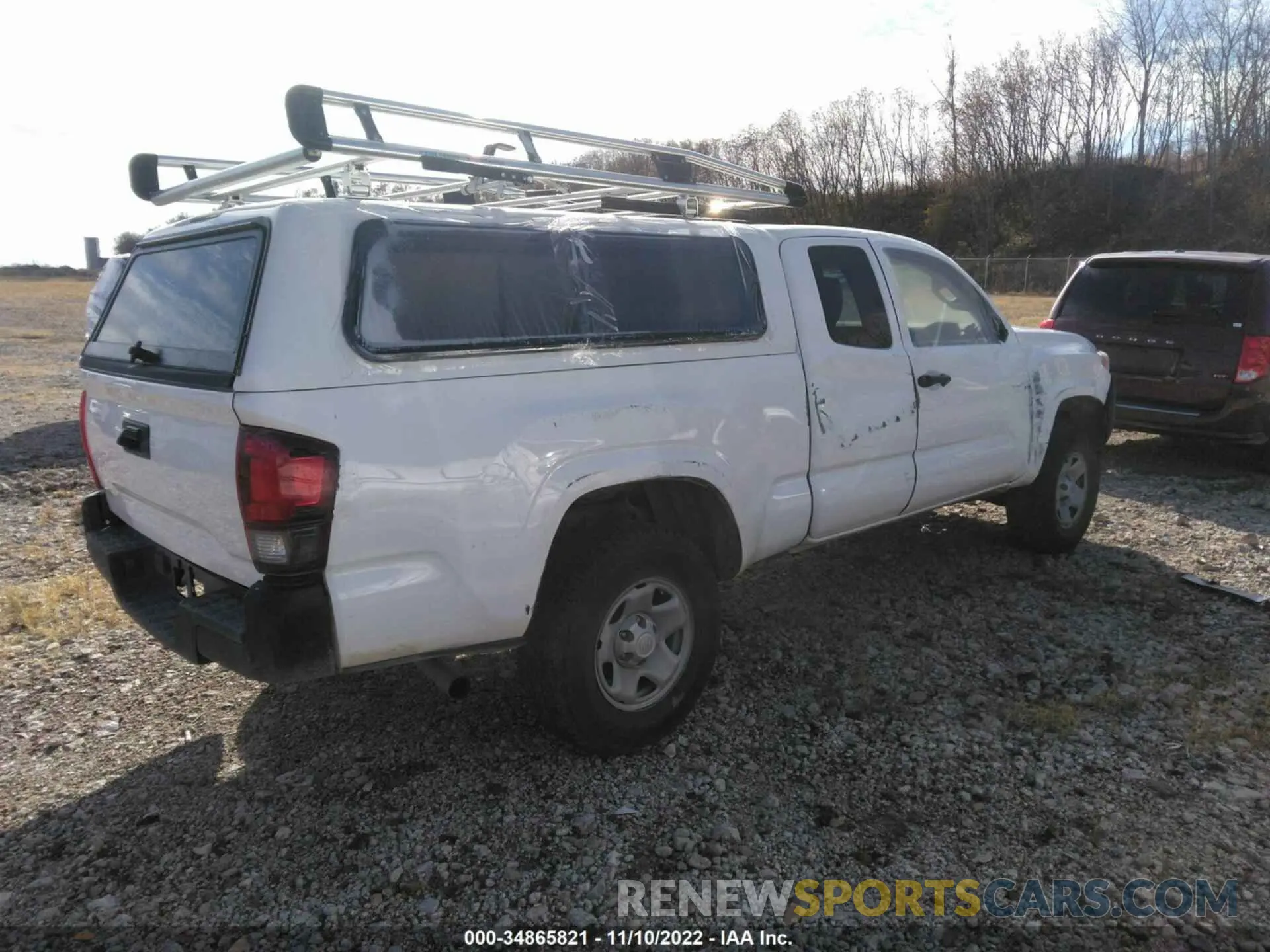 4 Photograph of a damaged car 5TFRX5GN5KX163576 TOYOTA TACOMA 2WD 2019