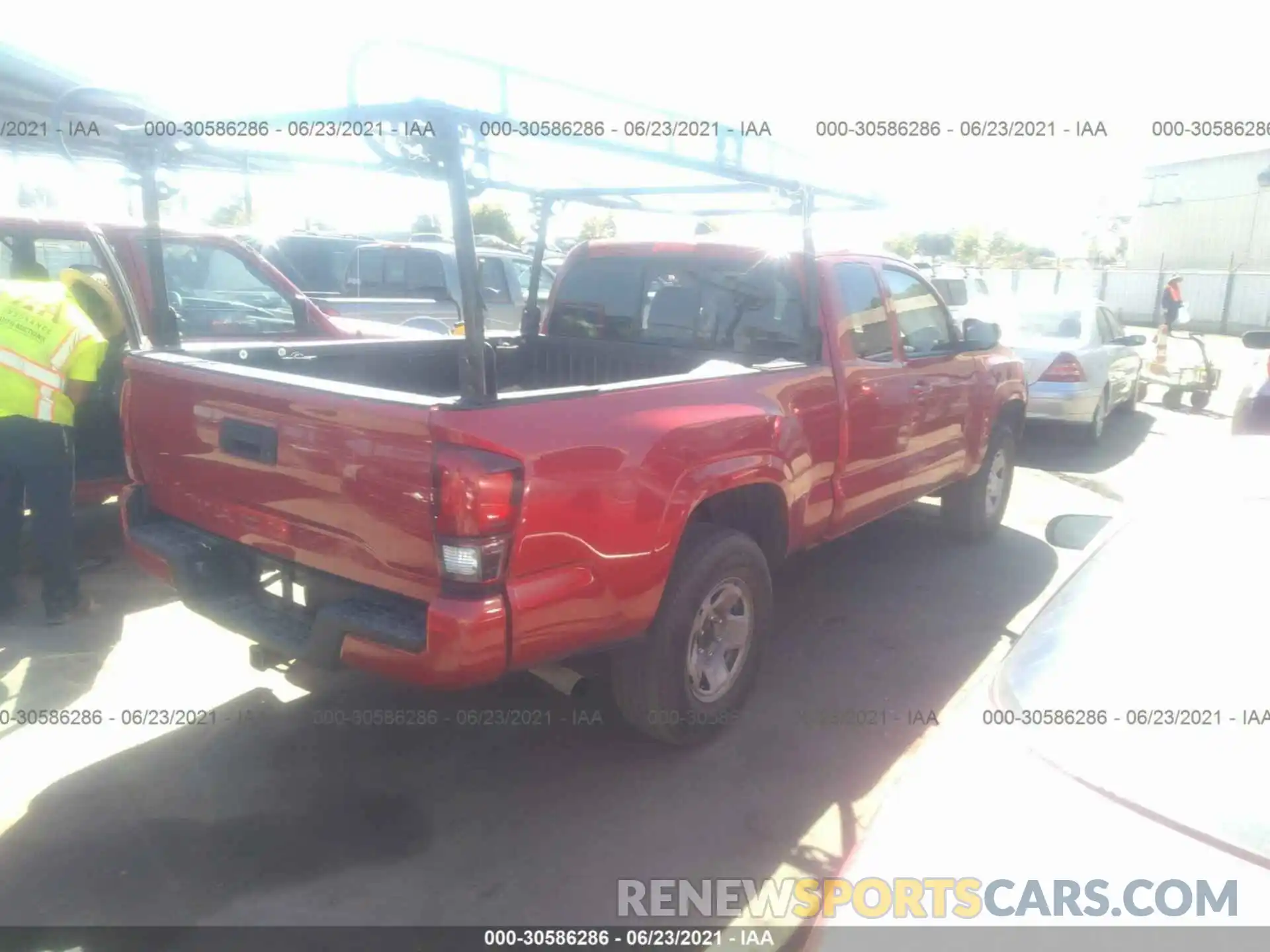 4 Photograph of a damaged car 5TFRX5GN7KX140798 TOYOTA TACOMA 2WD 2019