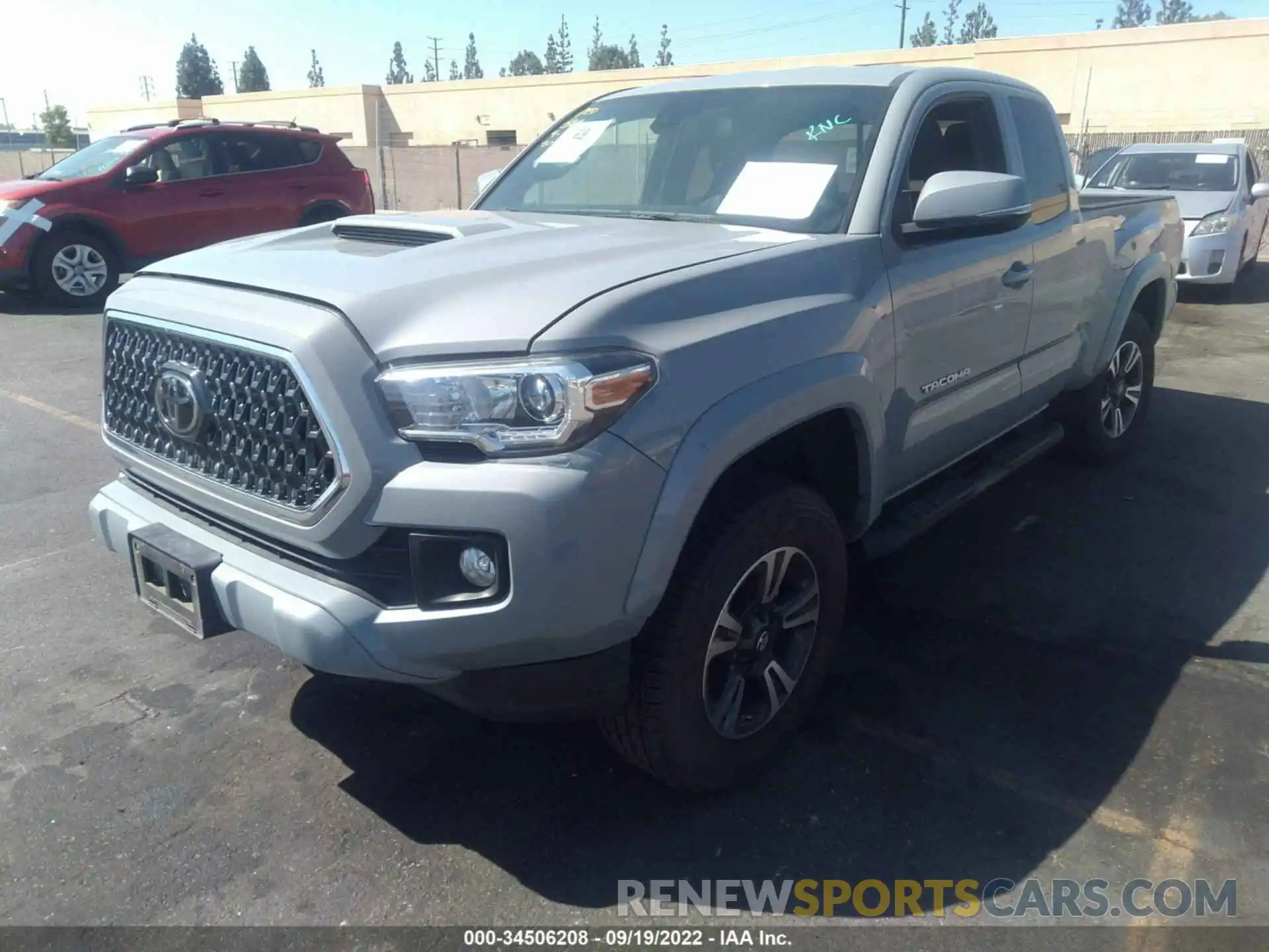 2 Photograph of a damaged car 5TFRZ5CN0KX079715 TOYOTA TACOMA 2WD 2019