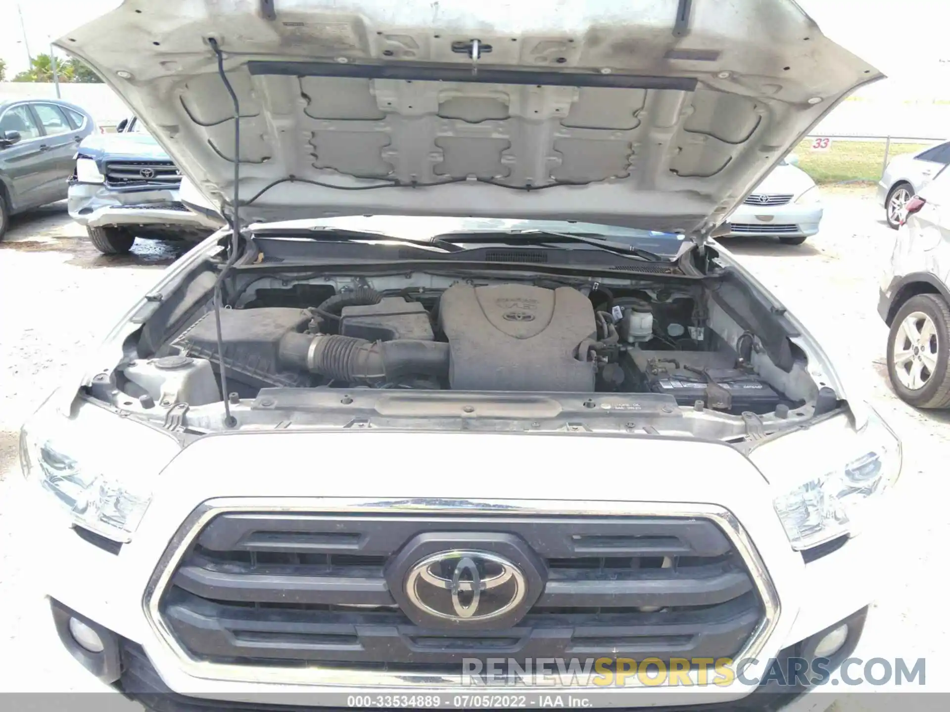 10 Photograph of a damaged car 5TFRZ5CN7KX079419 TOYOTA TACOMA 2WD 2019