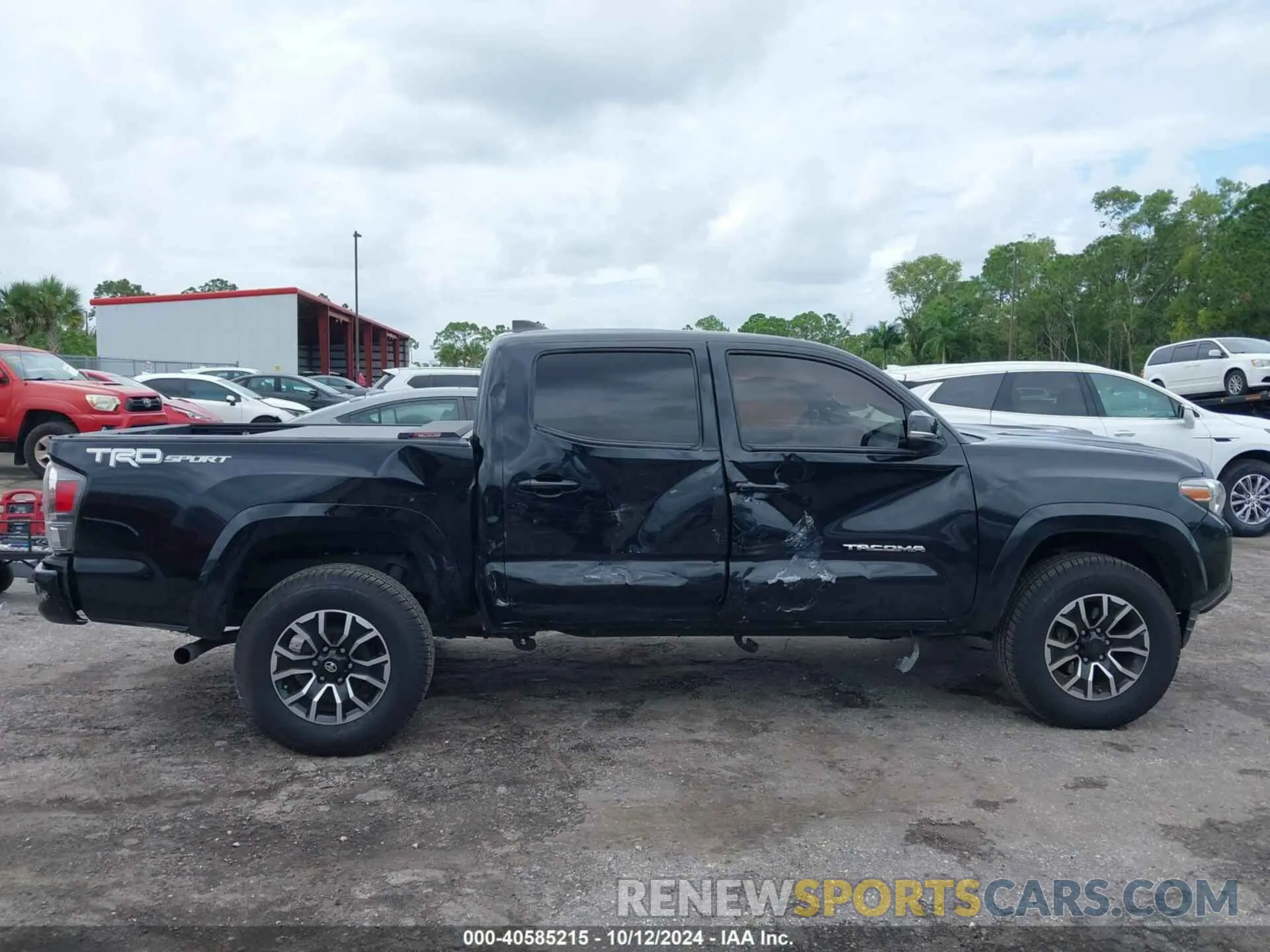 13 Photograph of a damaged car 3TMAZ5CN3LM128085 TOYOTA TACOMA 2WD 2020