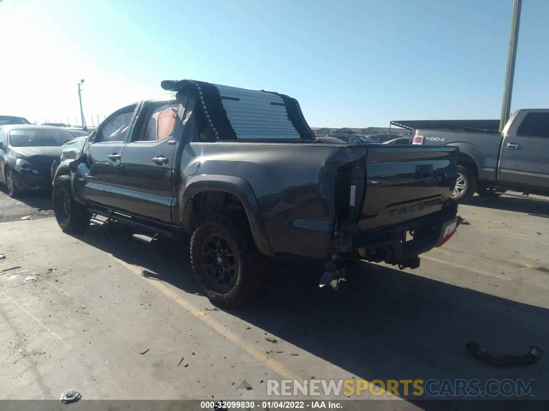 3 Photograph of a damaged car 3TMAZ5CN6LM127593 TOYOTA TACOMA 2WD 2020