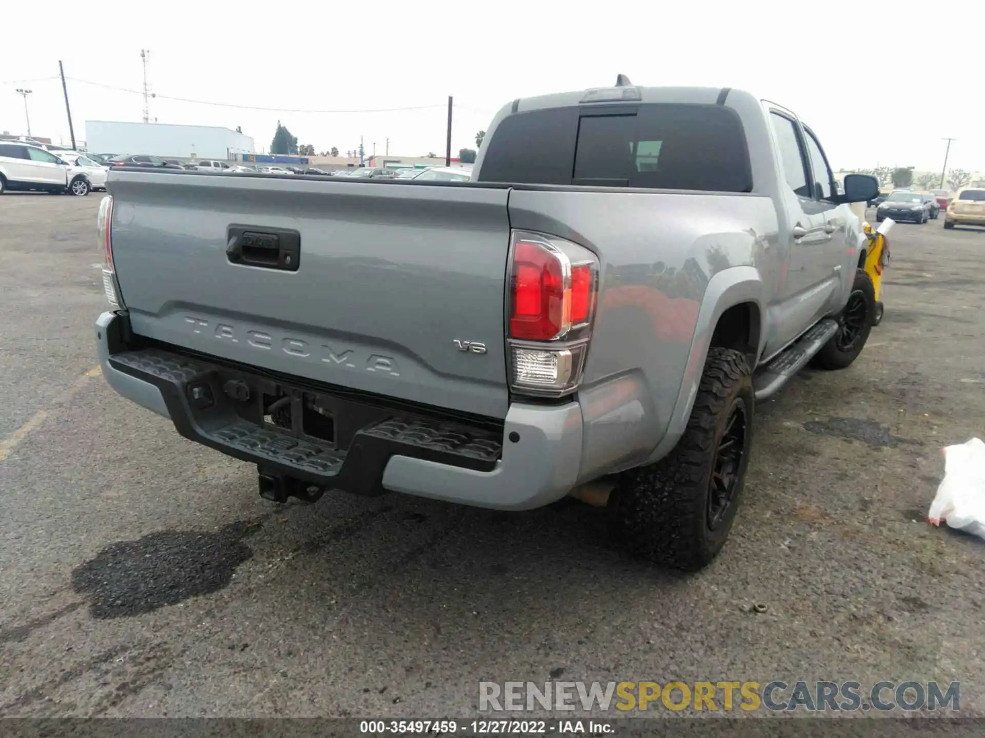 4 Photograph of a damaged car 3TMBZ5DN2LM023881 TOYOTA TACOMA 2WD 2020