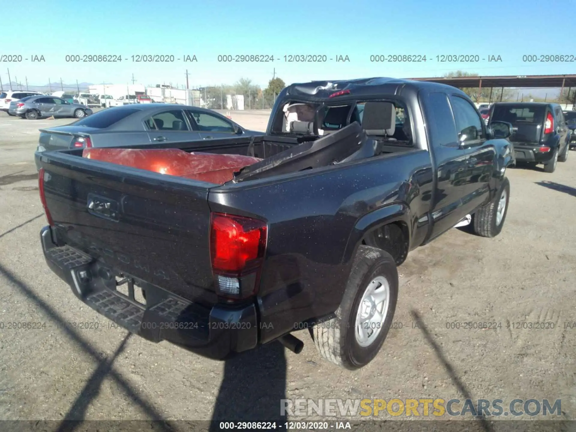 4 Photograph of a damaged car 3TYRX5GN8LT001405 TOYOTA TACOMA 2WD 2020