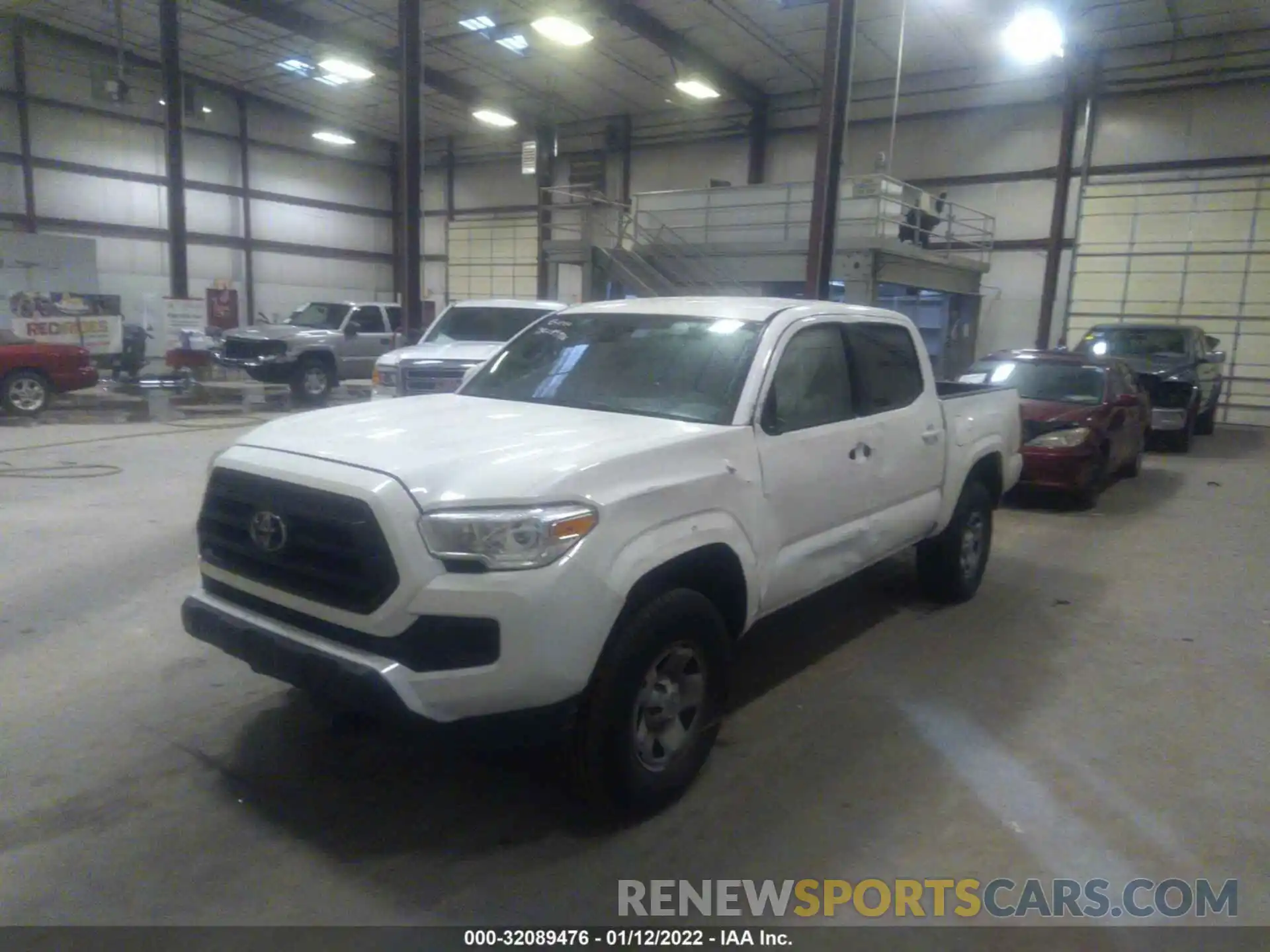 2 Photograph of a damaged car 5TFAX5GN4LX166838 TOYOTA TACOMA 2WD 2020