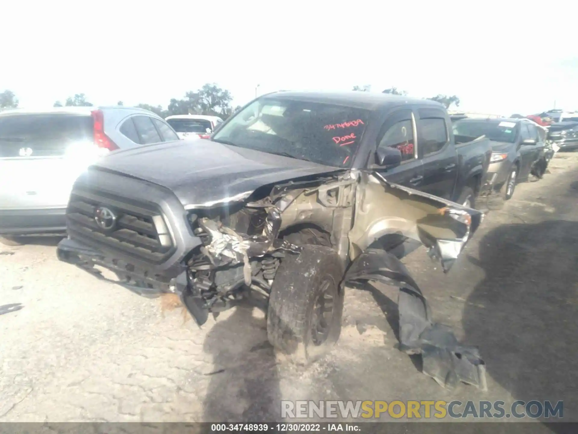 6 Photograph of a damaged car 5TFAX5GN7LX170415 TOYOTA TACOMA 2WD 2020