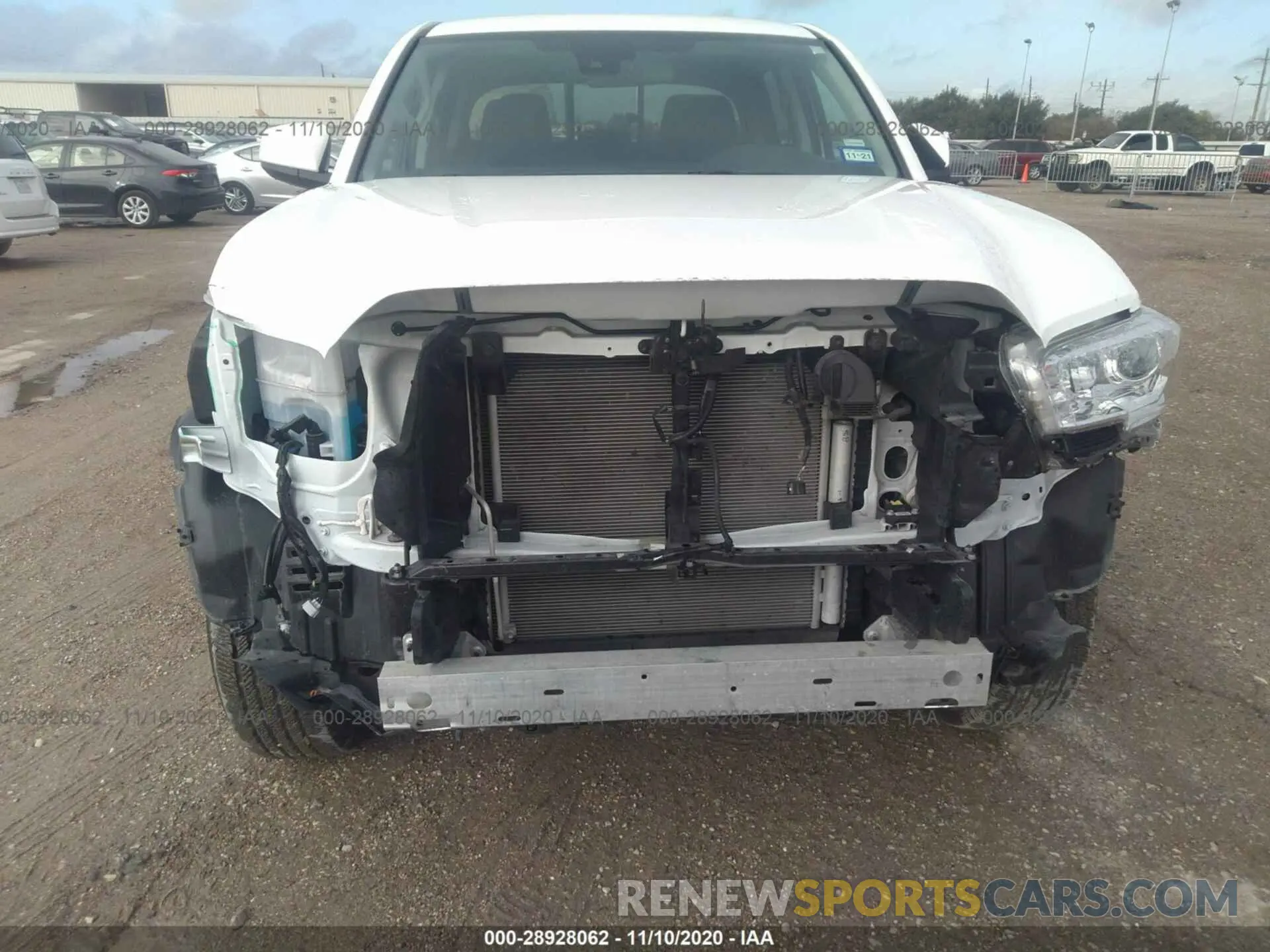 6 Photograph of a damaged car 5TFAX5GN8LX173291 TOYOTA TACOMA 2WD 2020