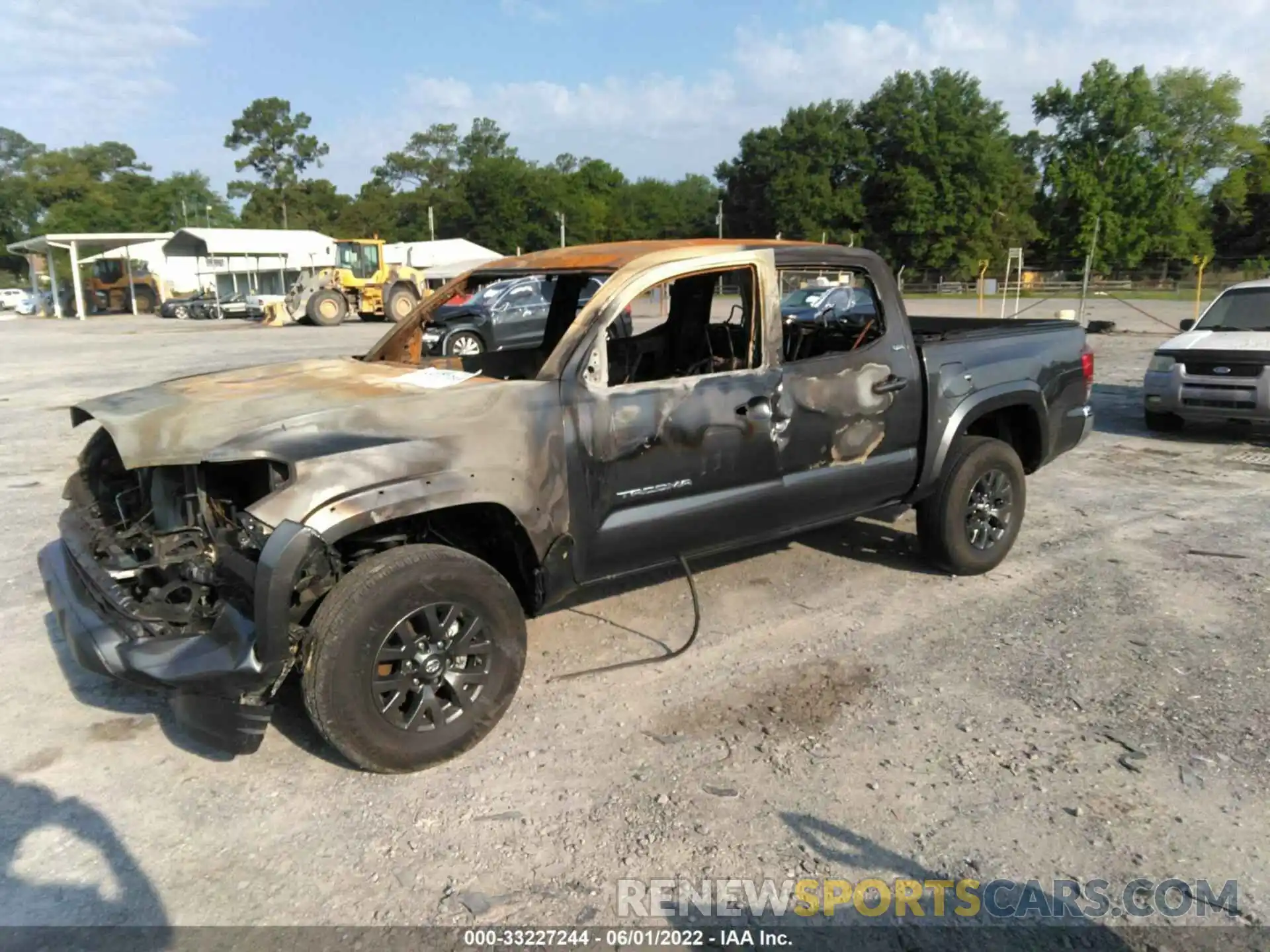 2 Photograph of a damaged car 3TMAZ5CN2MM142903 TOYOTA TACOMA 2WD 2021