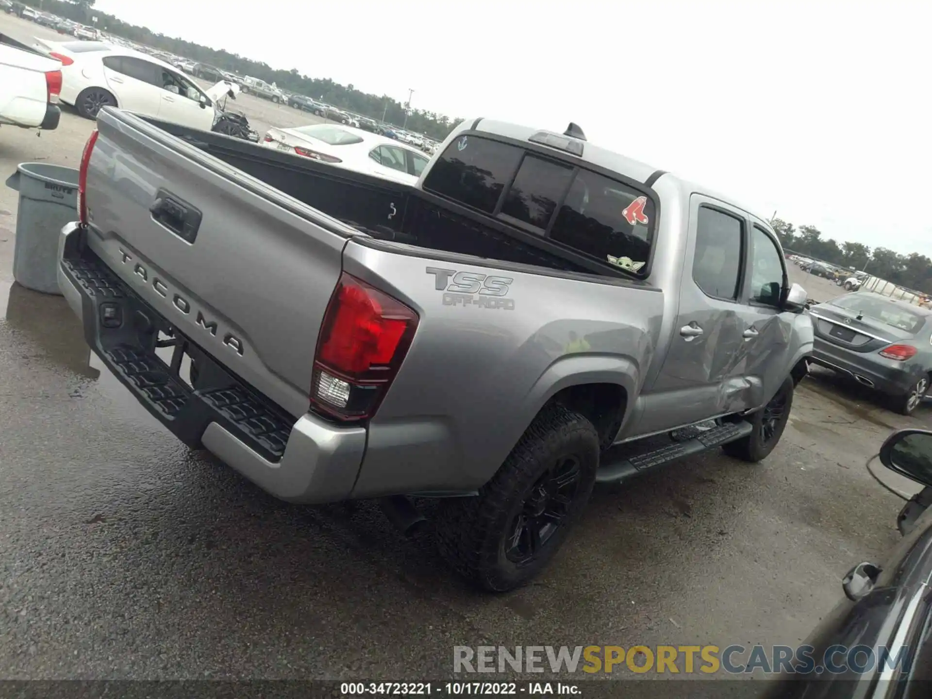 4 Photograph of a damaged car 3TYAX5GN4MT018054 TOYOTA TACOMA 2WD 2021