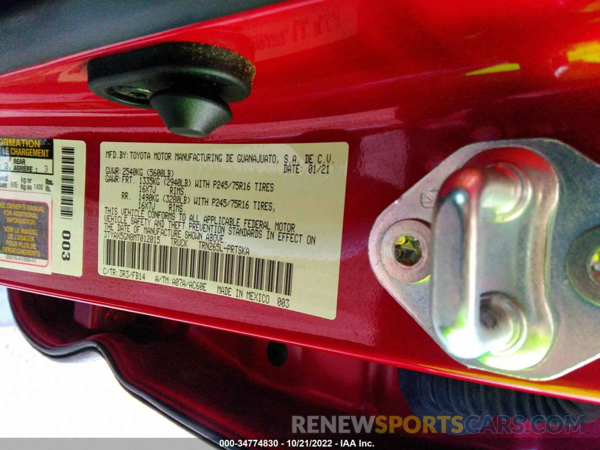 9 Photograph of a damaged car 3TYAX5GN8MT012015 TOYOTA TACOMA 2WD 2021