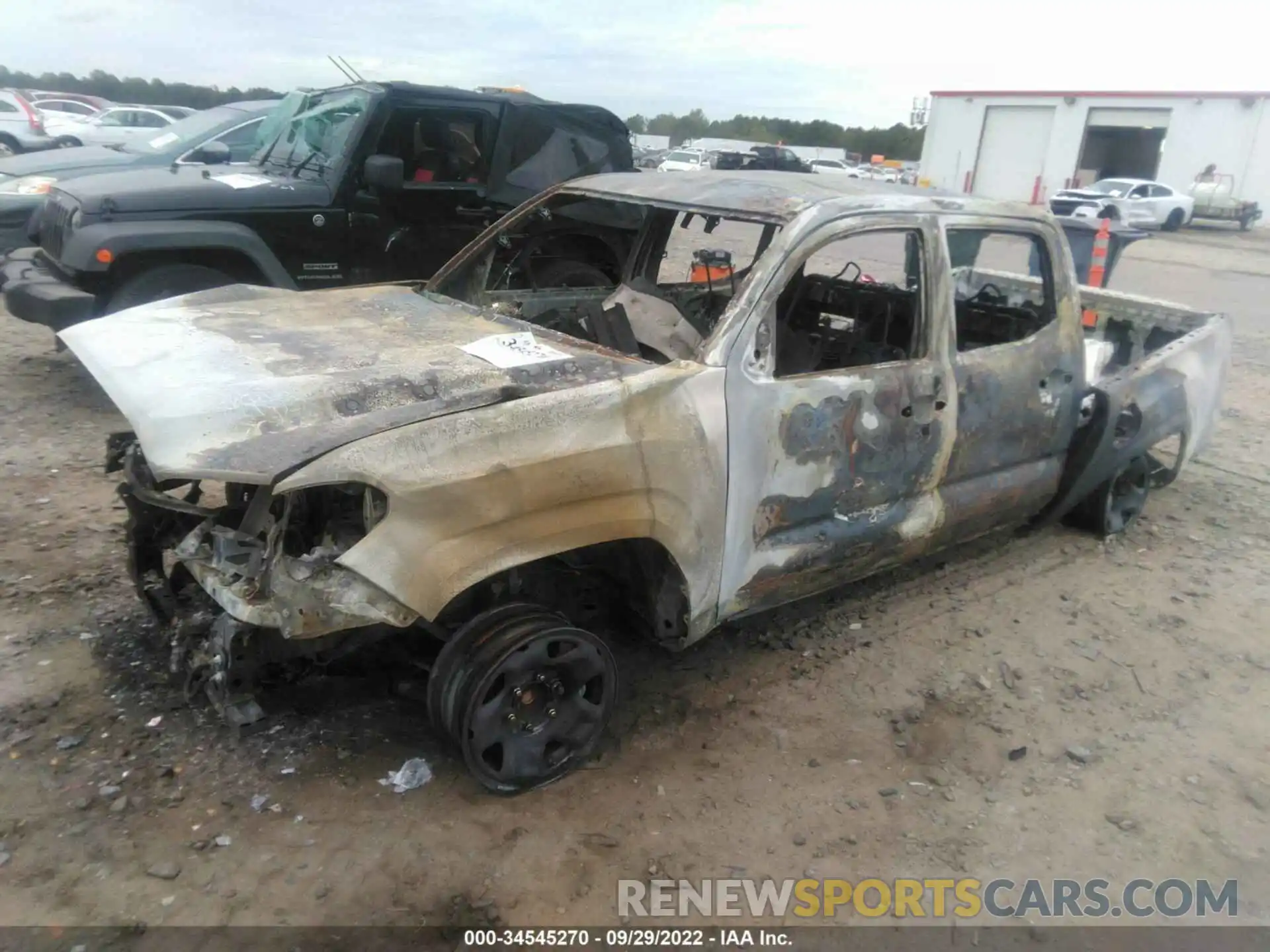 2 Photograph of a damaged car 3TYAX5GN8MT014217 TOYOTA TACOMA 2WD 2021