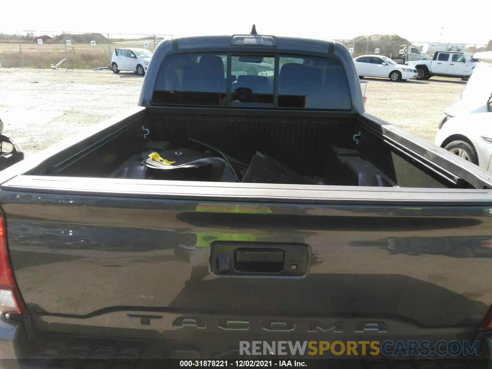 8 Photograph of a damaged car 3TYAX5GN9MT019703 TOYOTA TACOMA 2WD 2021