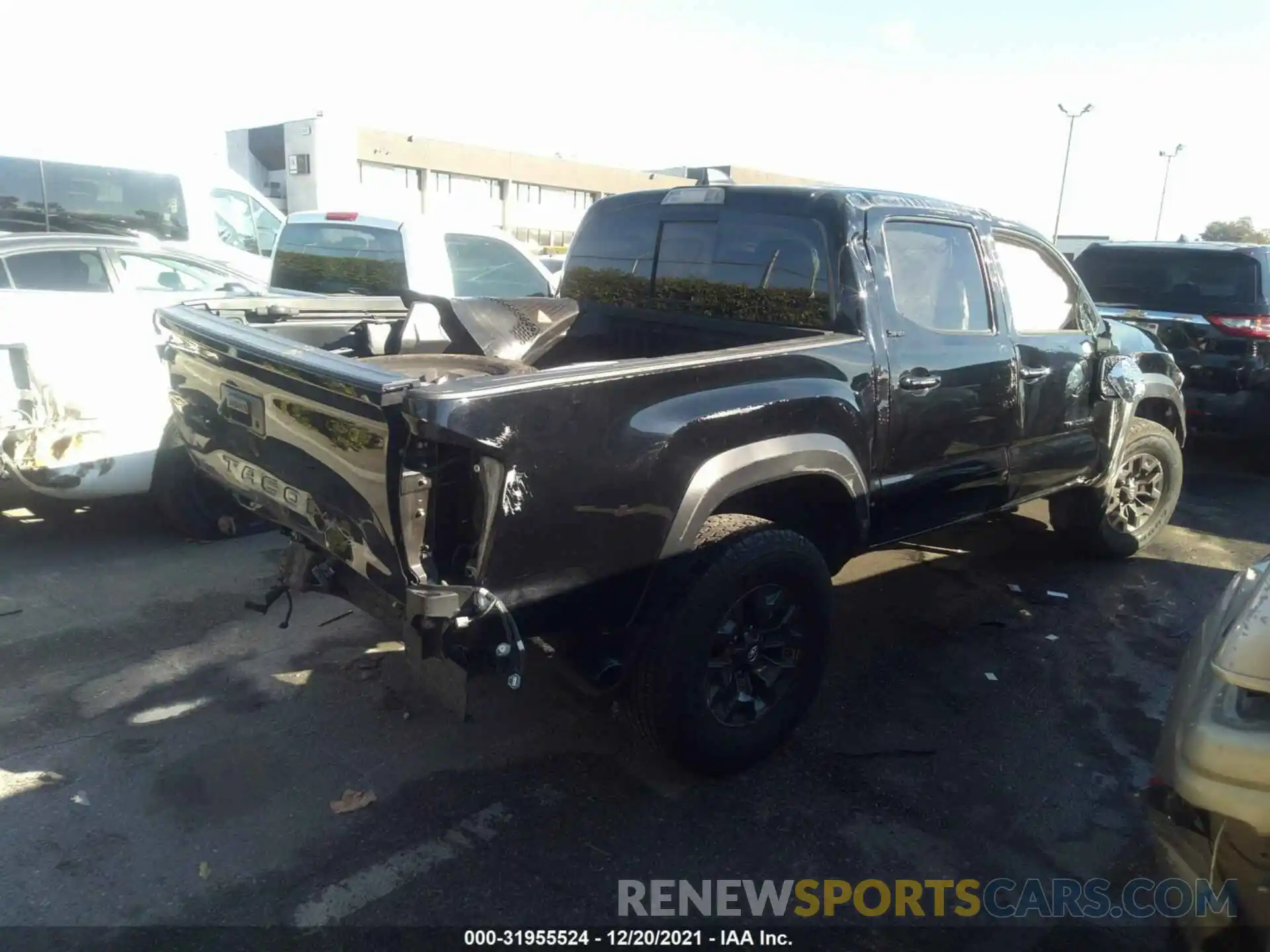 4 Photograph of a damaged car 3TYAZ5CN0MT002580 TOYOTA TACOMA 2WD 2021