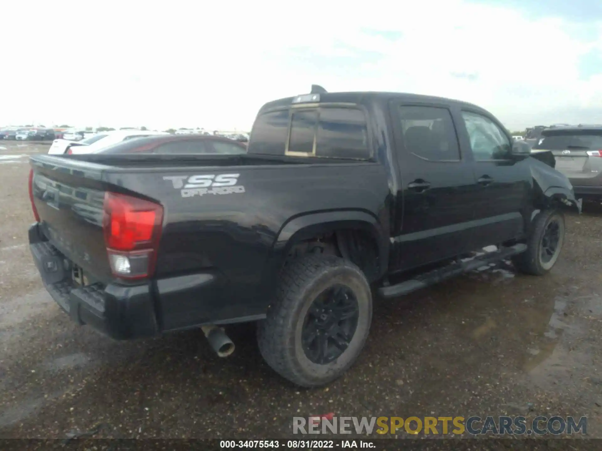 4 Photograph of a damaged car 5TFAX5GN7MX189614 TOYOTA TACOMA 2WD 2021