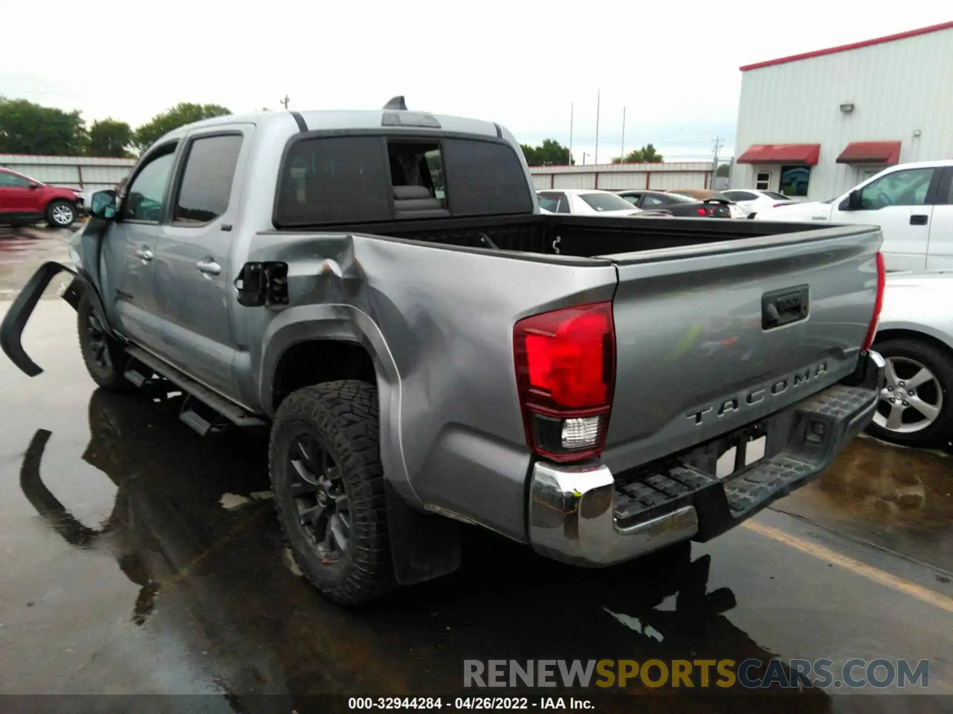 3 Photograph of a damaged car 5TFAX5GN8MX191453 TOYOTA TACOMA 2WD 2021