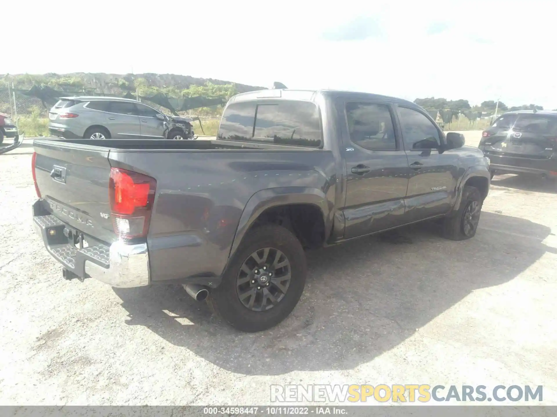 4 Photograph of a damaged car 5TFAZ5CN3MX108267 TOYOTA TACOMA 2WD 2021