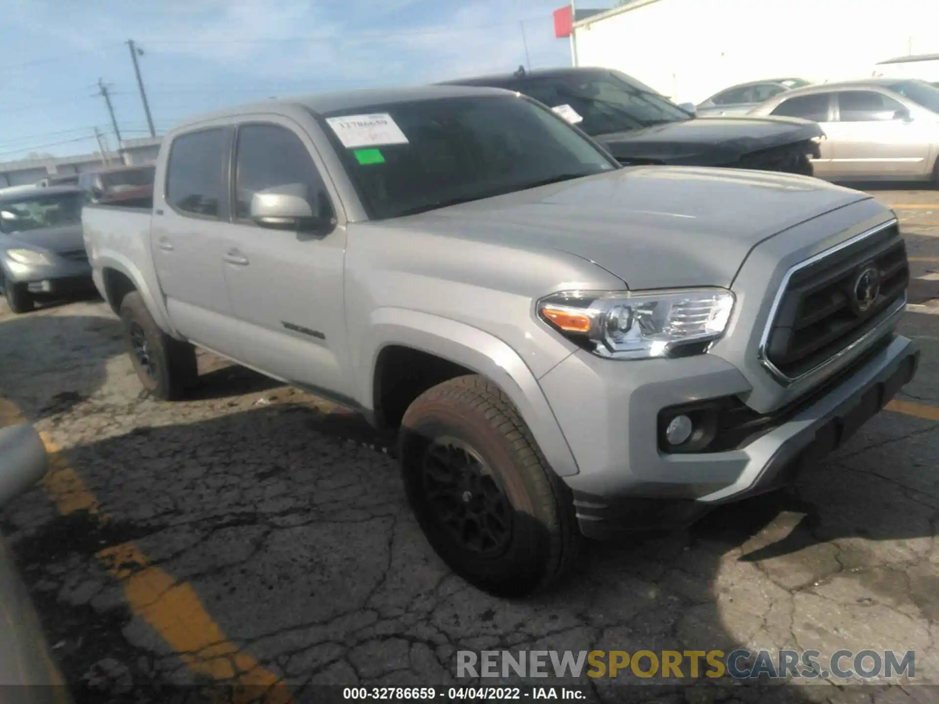 1 Photograph of a damaged car 5TFAZ5CN8MX104313 TOYOTA TACOMA 2WD 2021