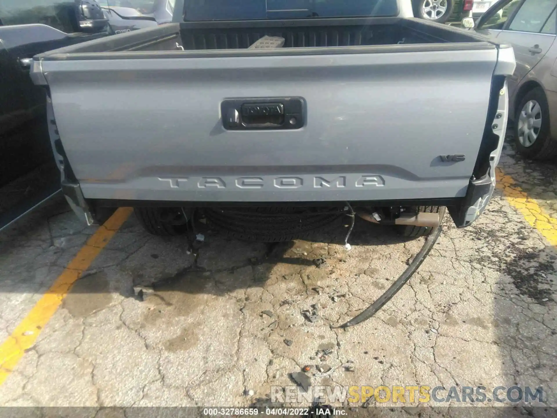 6 Photograph of a damaged car 5TFAZ5CN8MX104313 TOYOTA TACOMA 2WD 2021