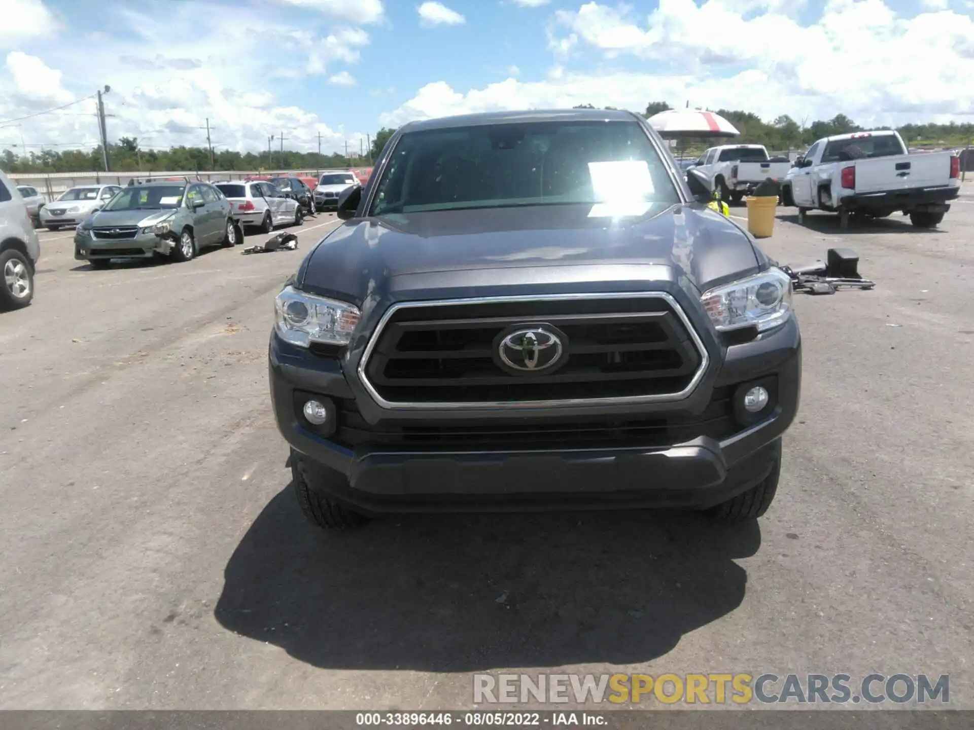 6 Photograph of a damaged car 5TFAZ5CN9MX099154 TOYOTA TACOMA 2WD 2021