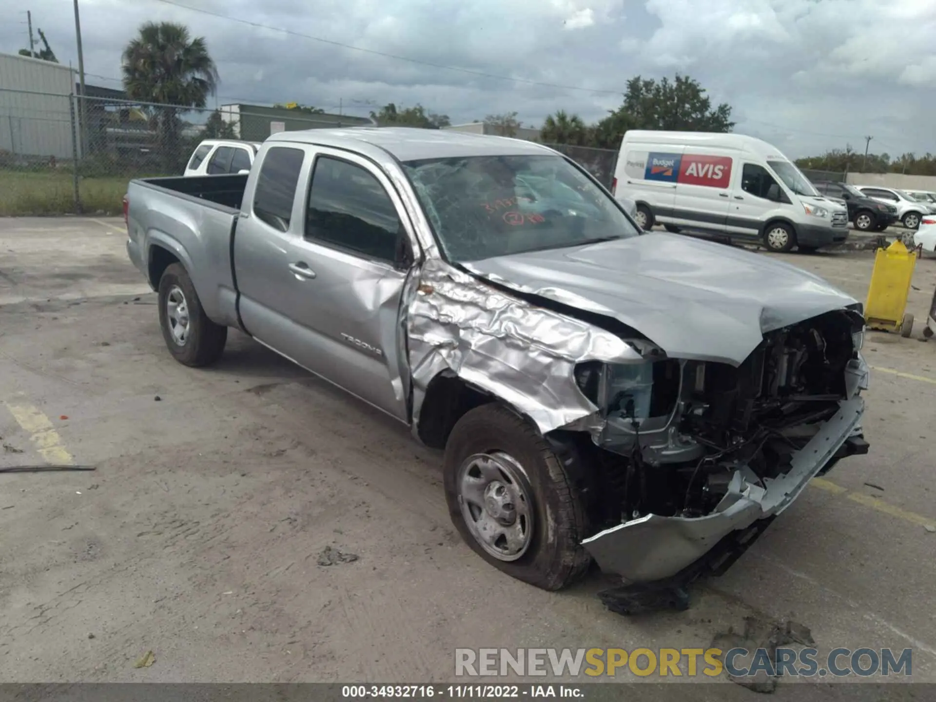 1 Photograph of a damaged car 3TYRX5GN0NT056658 TOYOTA TACOMA 2WD 2022