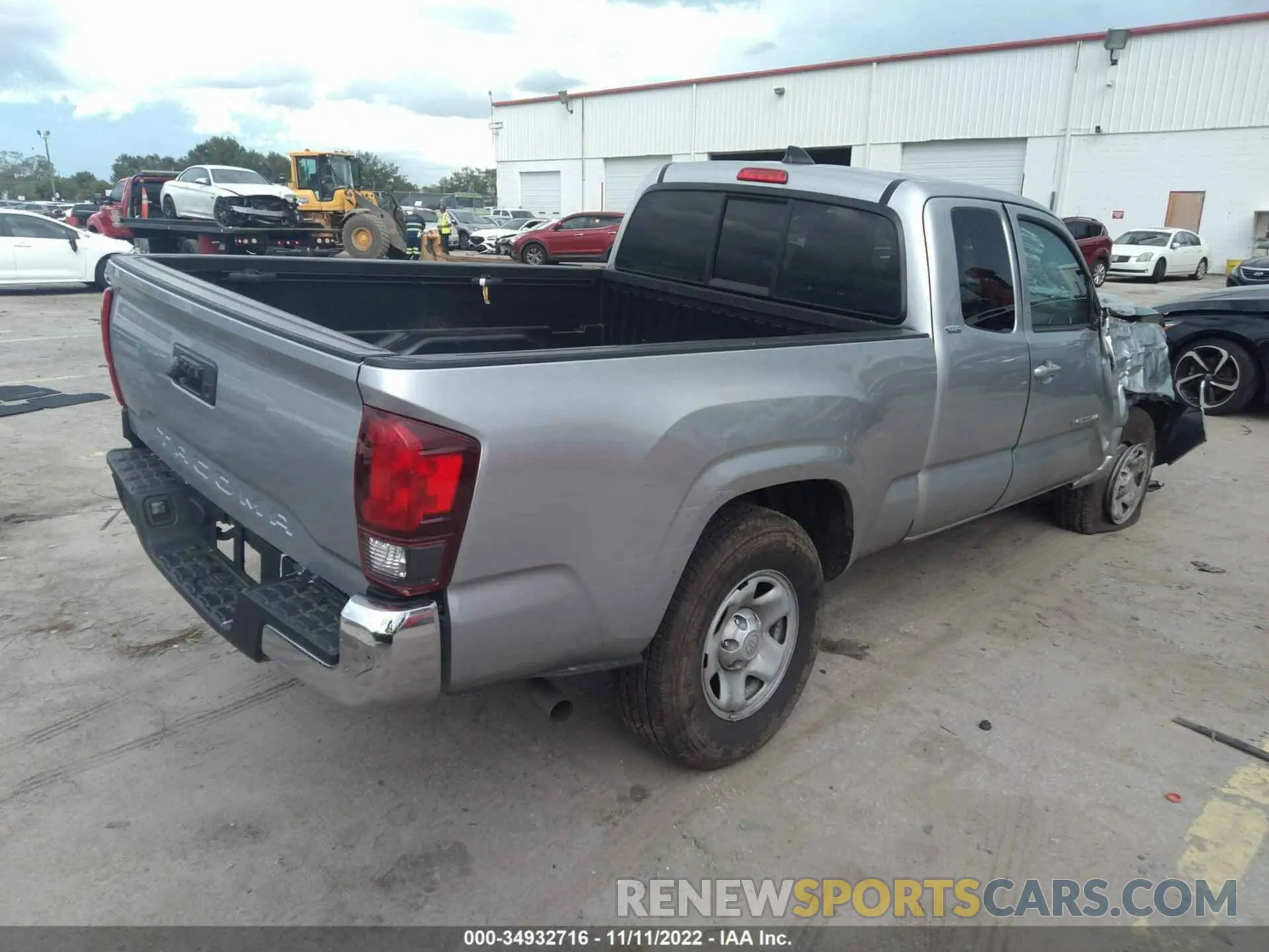 4 Photograph of a damaged car 3TYRX5GN0NT056658 TOYOTA TACOMA 2WD 2022