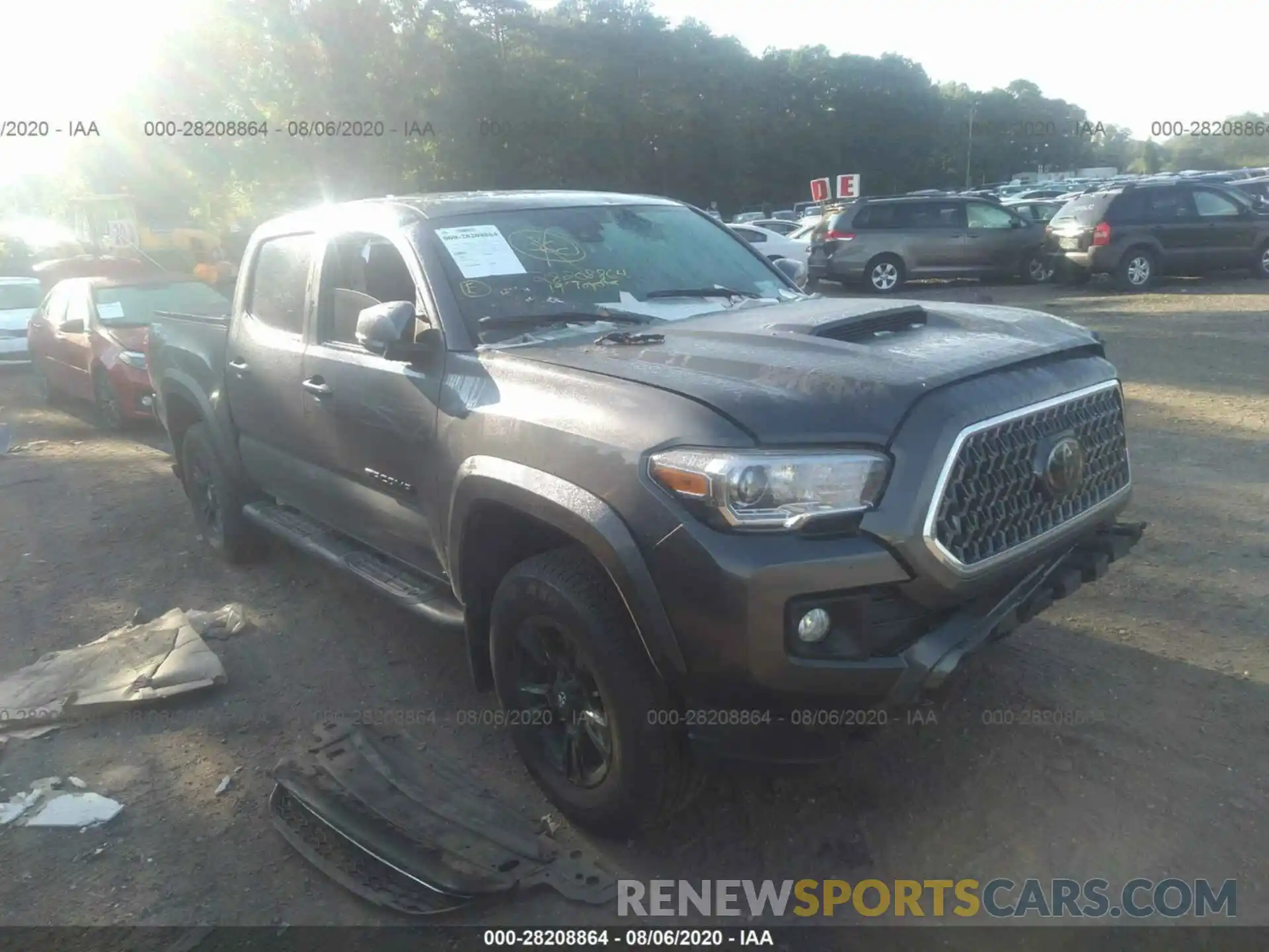 1 Photograph of a damaged car 3TMCZ5AN0KM276589 TOYOTA TACOMA 4WD 2019