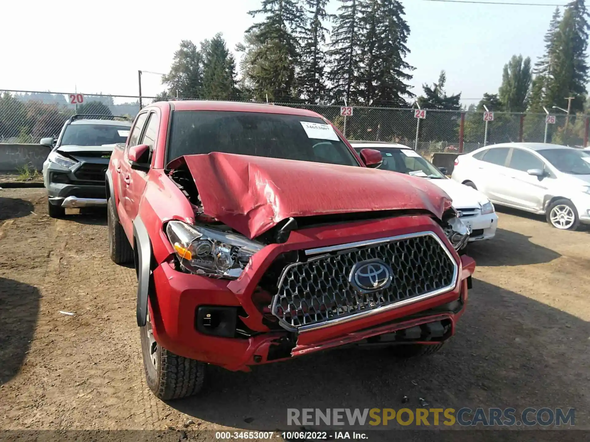 6 Photograph of a damaged car 3TMCZ5AN0KM277631 TOYOTA TACOMA 4WD 2019