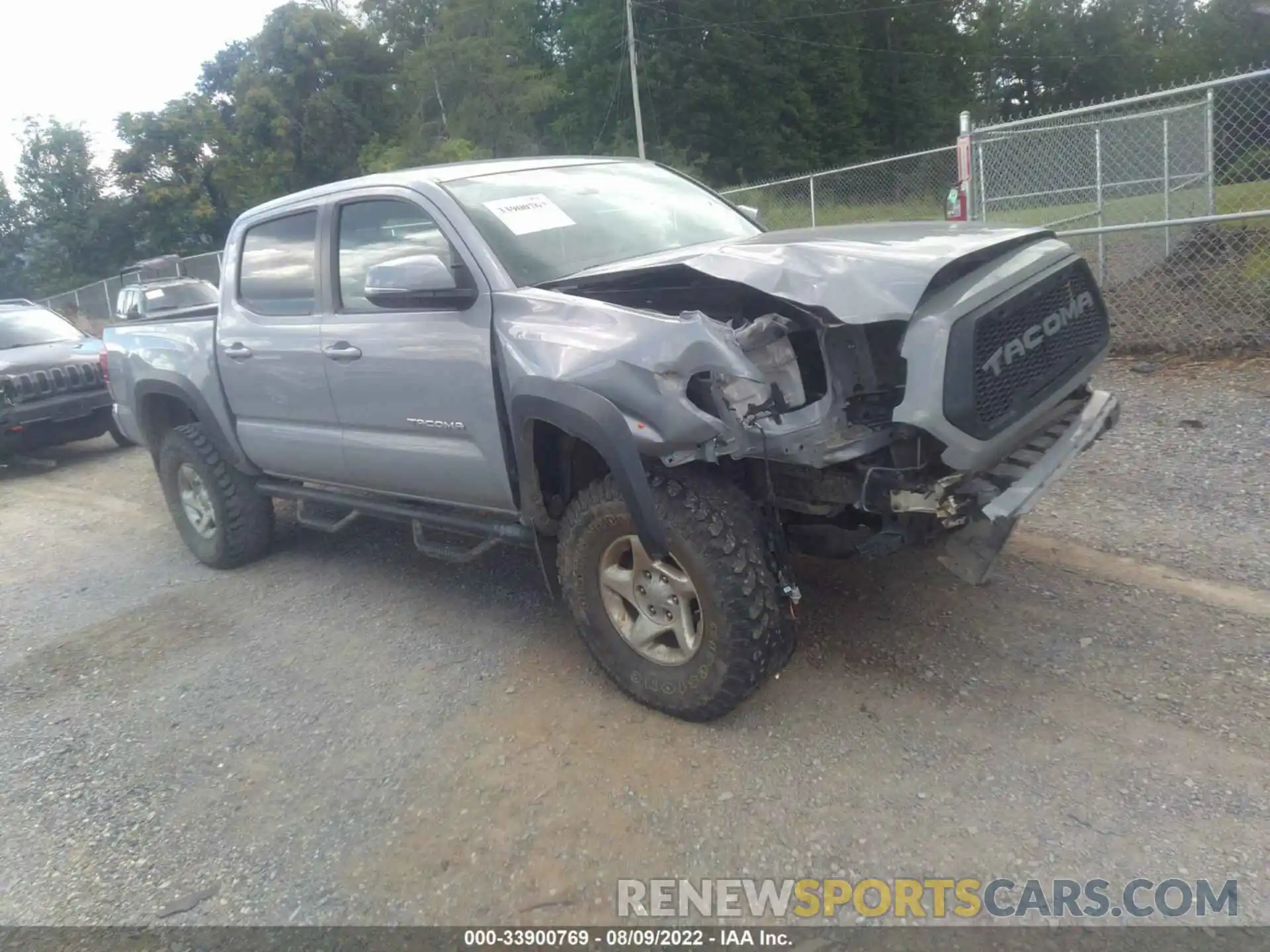 1 Photograph of a damaged car 3TMCZ5AN1KM240622 TOYOTA TACOMA 4WD 2019