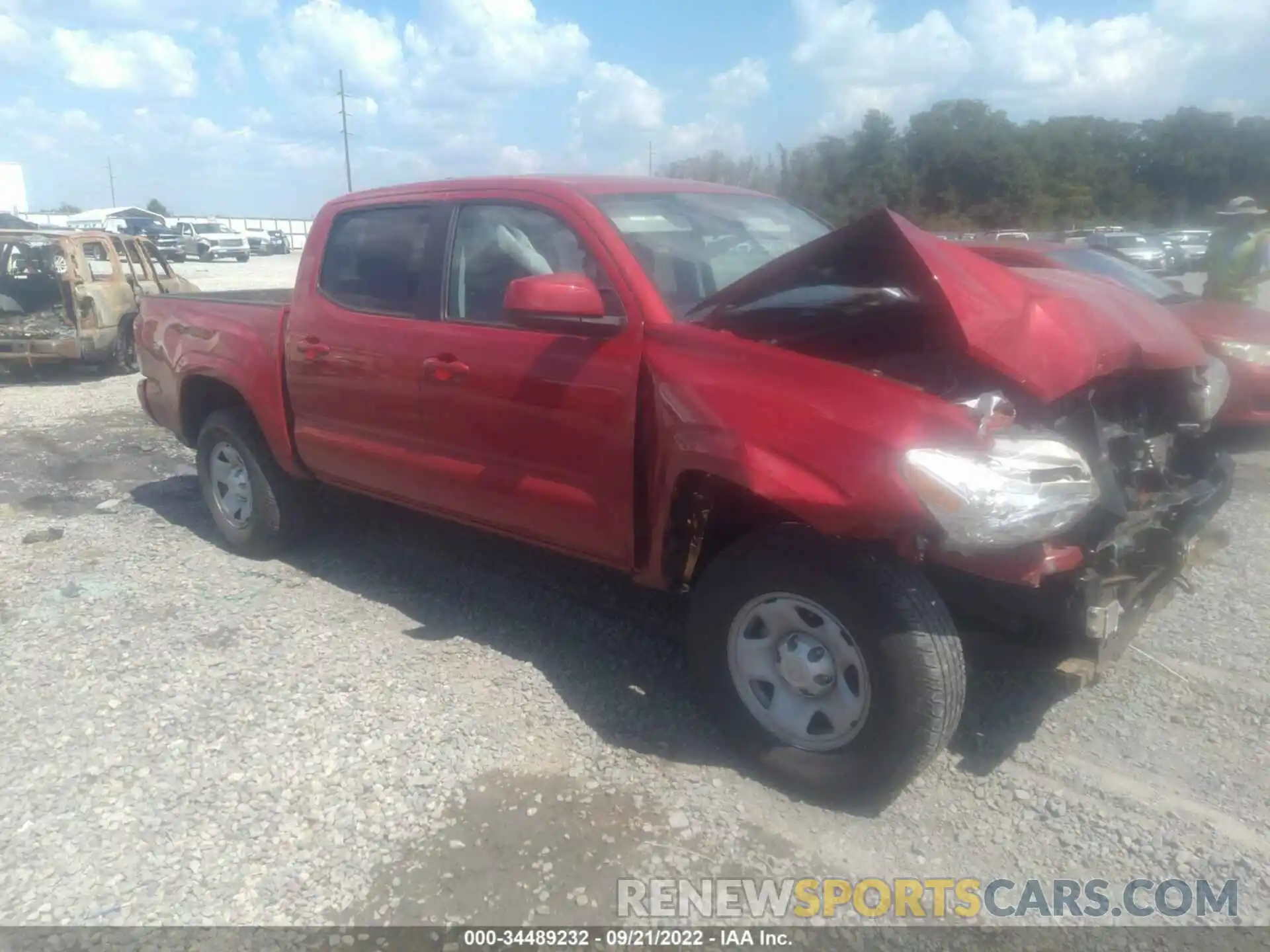 1 Photograph of a damaged car 3TMCZ5AN1KM255797 TOYOTA TACOMA 4WD 2019