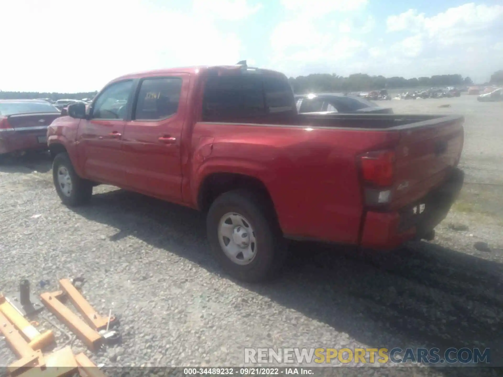 3 Photograph of a damaged car 3TMCZ5AN1KM255797 TOYOTA TACOMA 4WD 2019