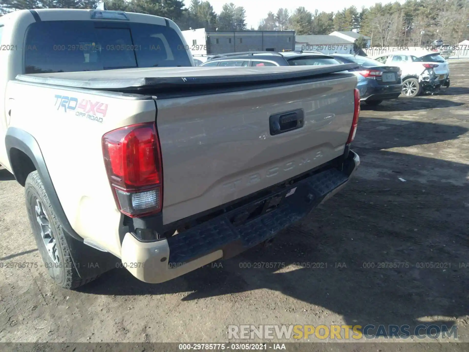 6 Photograph of a damaged car 3TMCZ5AN1KM256383 TOYOTA TACOMA 4WD 2019