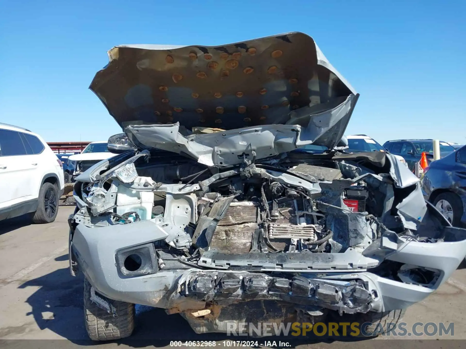 12 Photograph of a damaged car 3TMCZ5AN1KM282546 TOYOTA TACOMA 4WD 2019