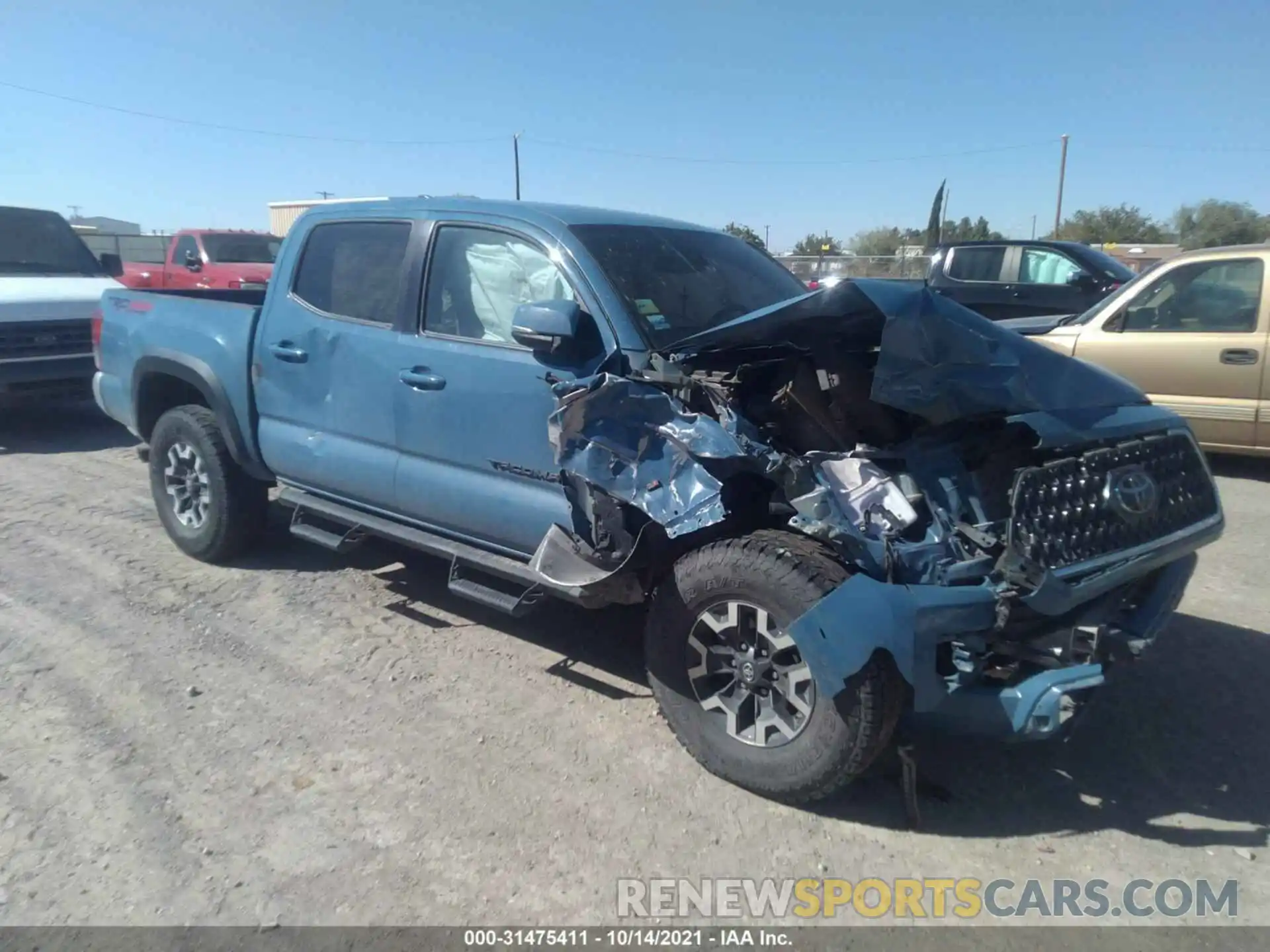 1 Photograph of a damaged car 3TMCZ5AN2KM274780 TOYOTA TACOMA 4WD 2019