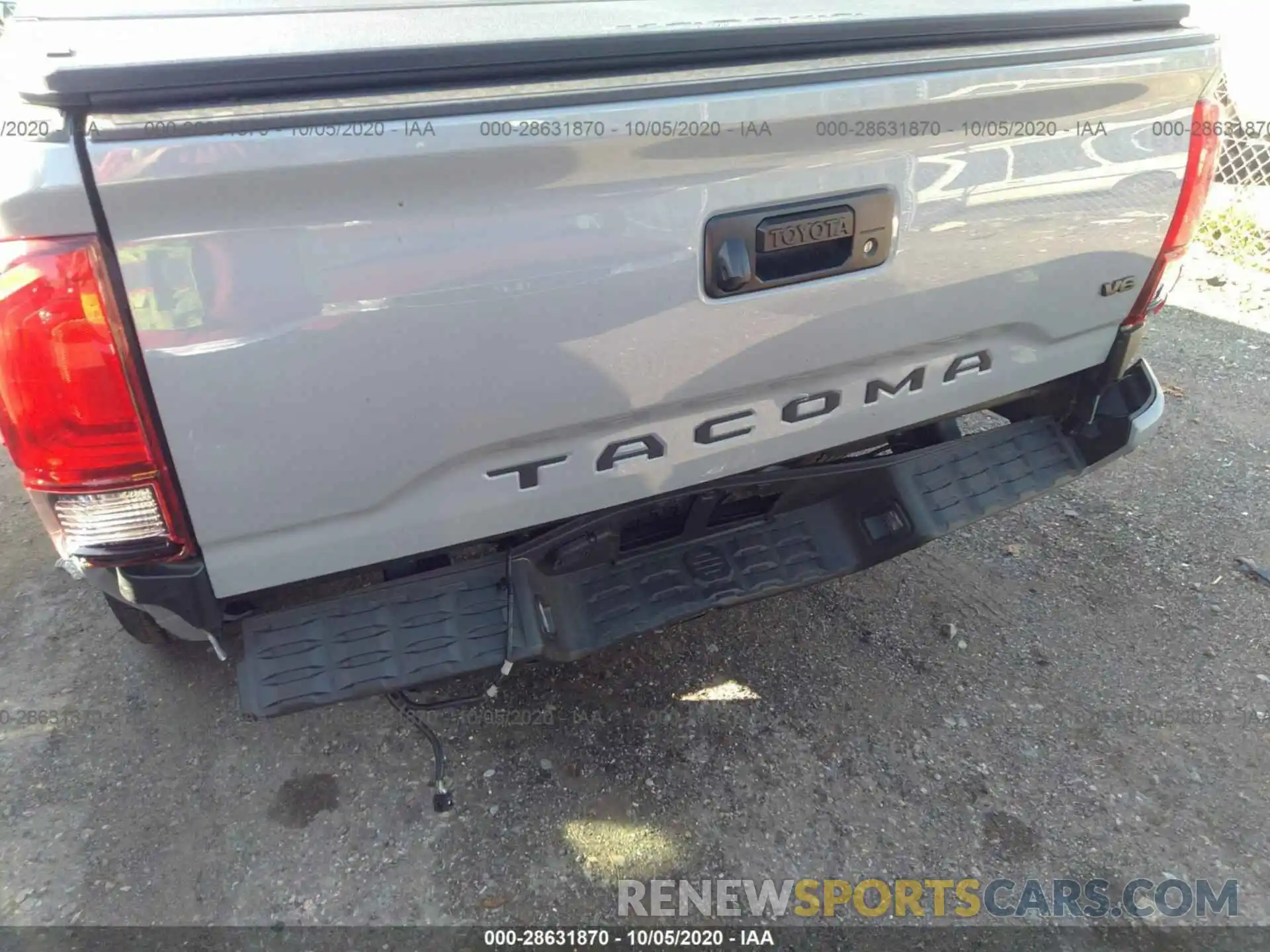 6 Photograph of a damaged car 3TMCZ5AN2KM284760 TOYOTA TACOMA 4WD 2019