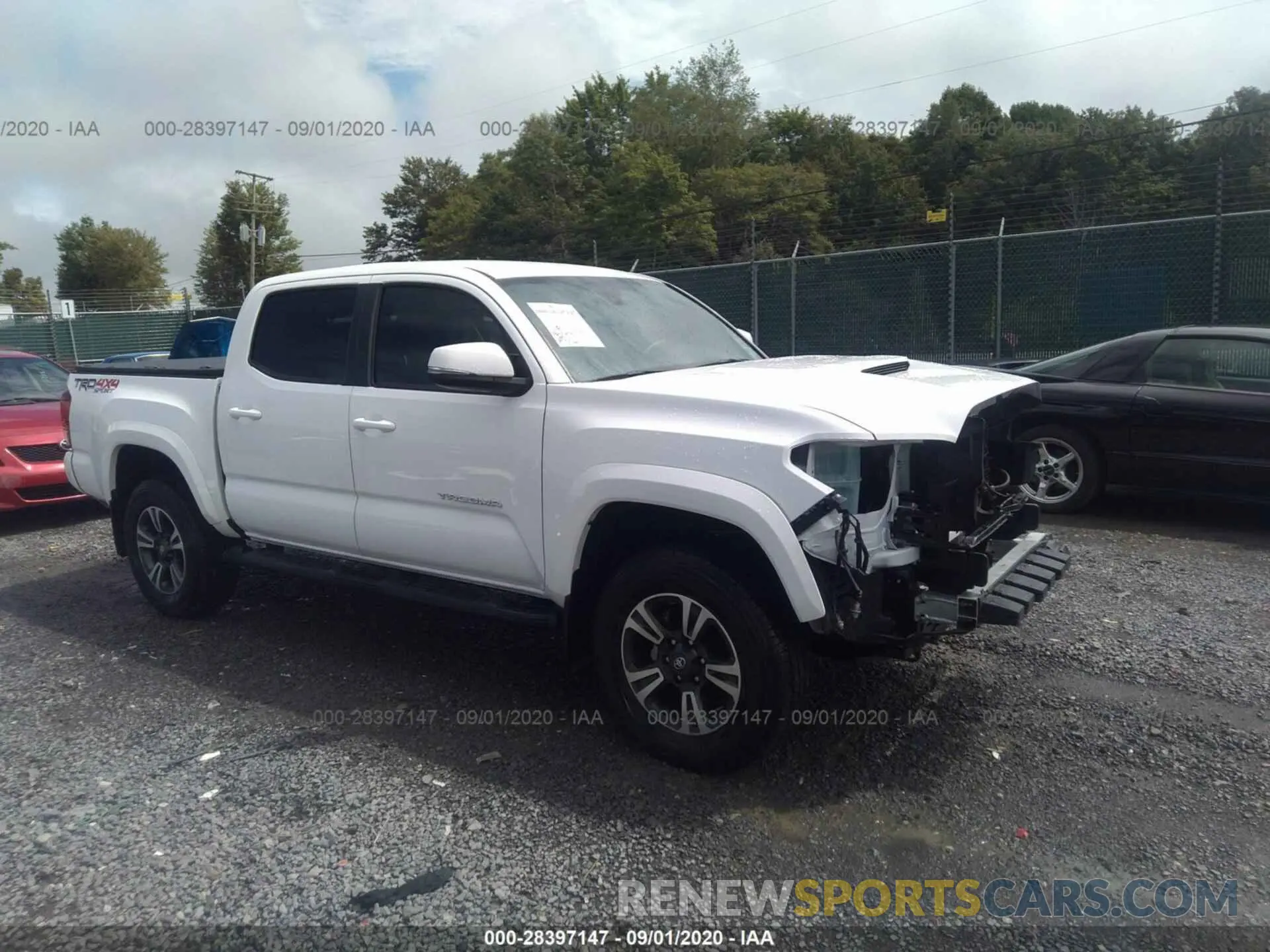 1 Photograph of a damaged car 3TMCZ5AN3KM191584 TOYOTA TACOMA 4WD 2019