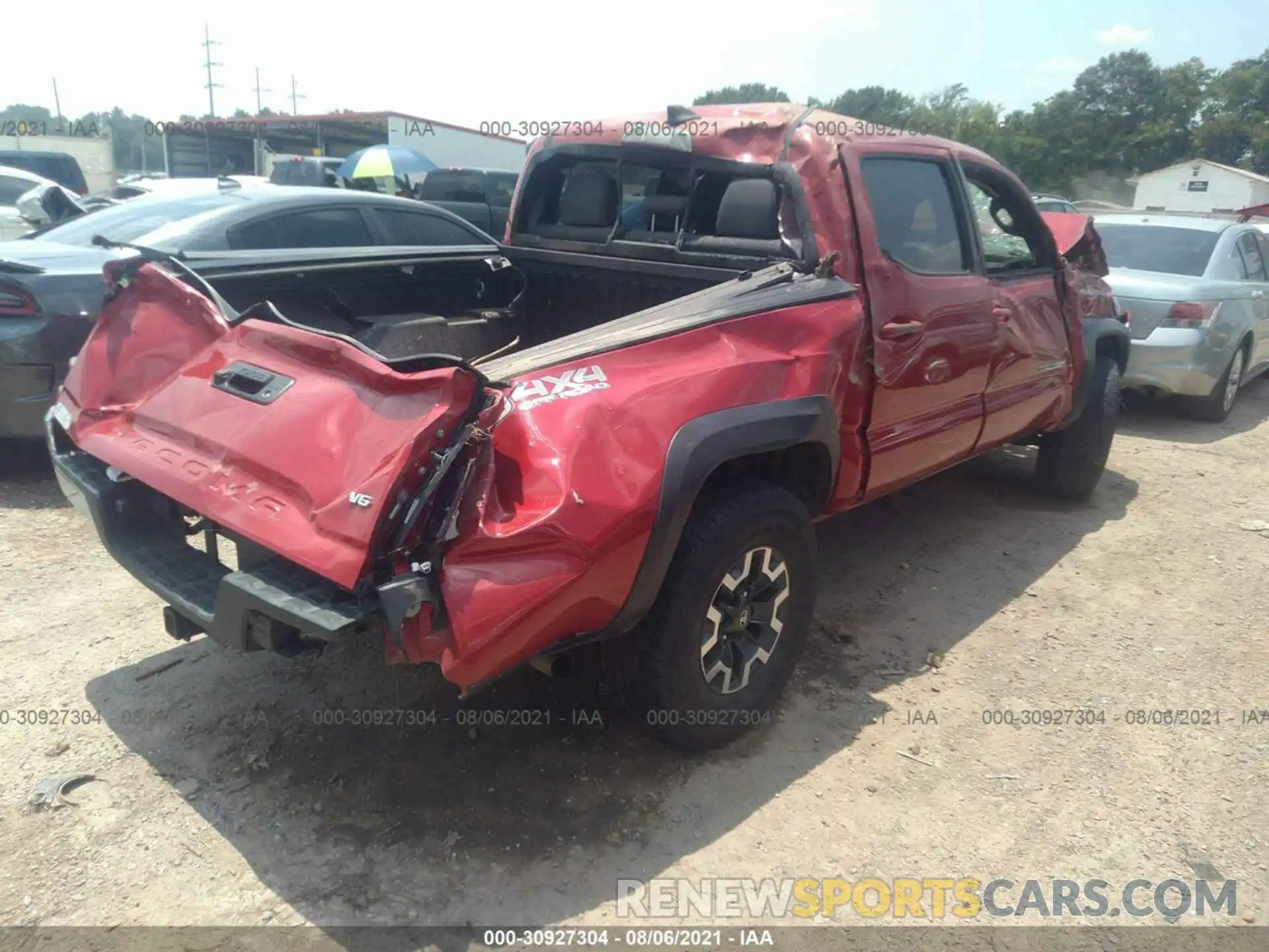 4 Photograph of a damaged car 3TMCZ5AN3KM248429 TOYOTA TACOMA 4WD 2019